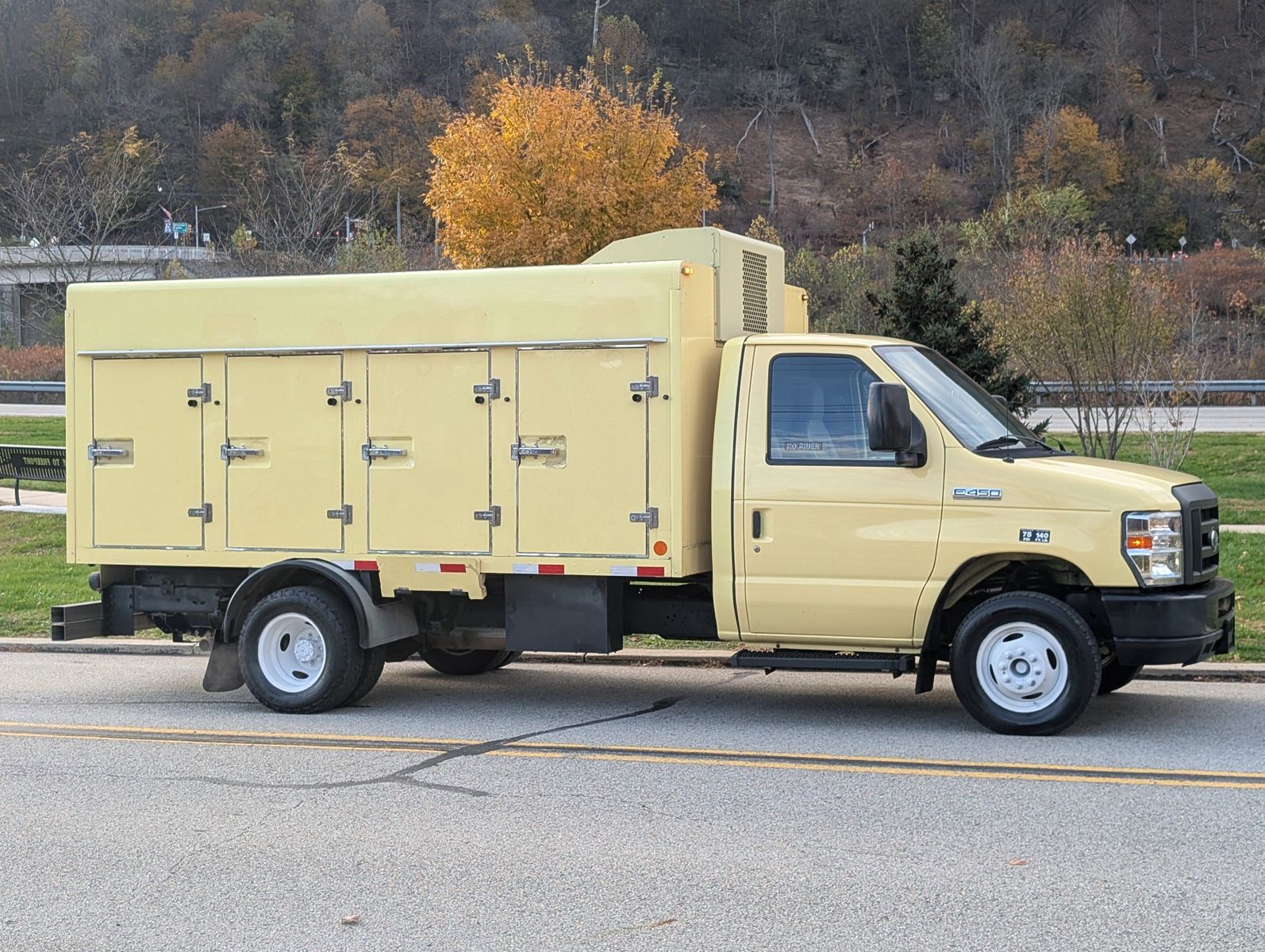 2019 Ford E-Series Chassis 3