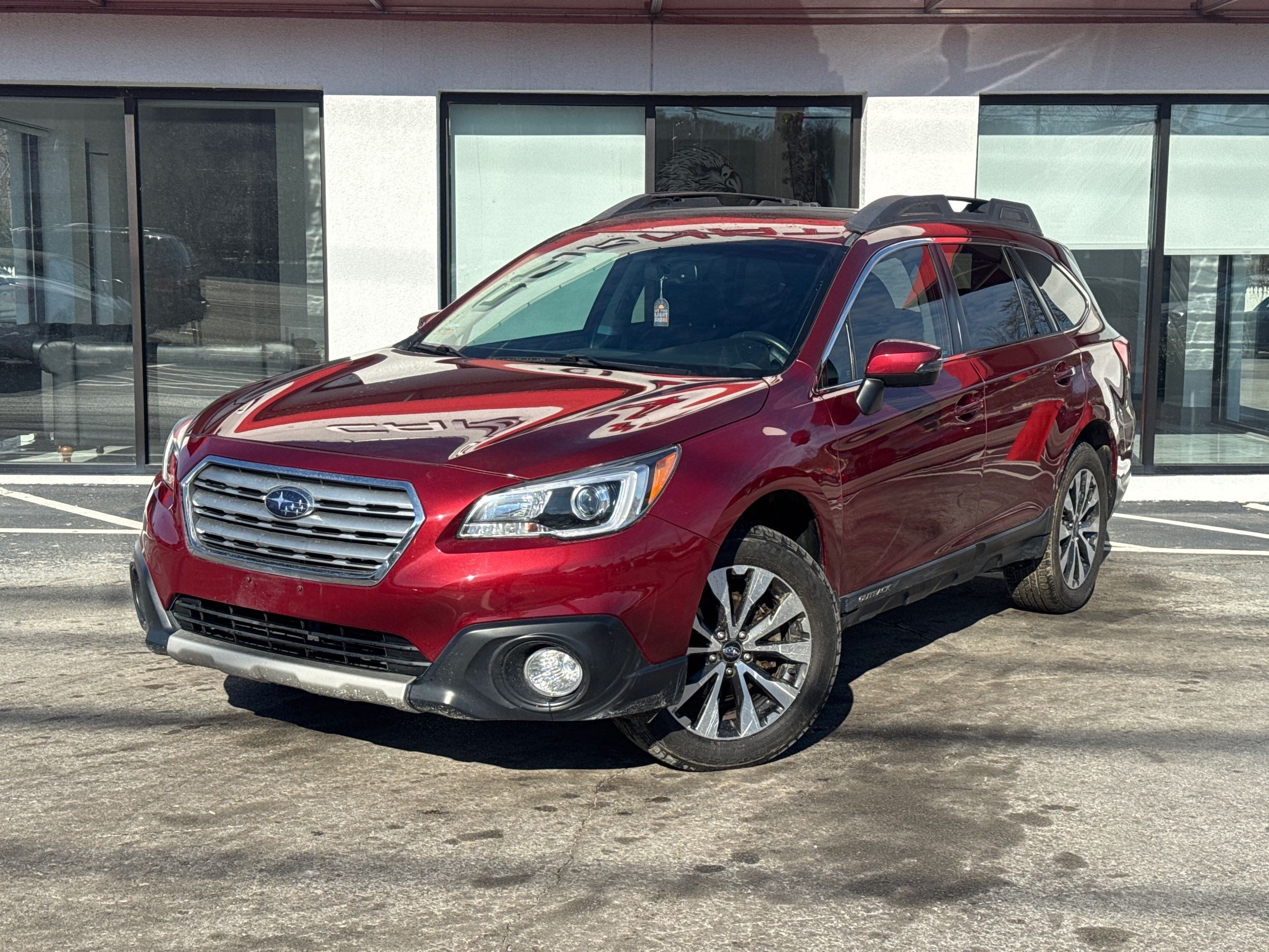 2017 Subaru Outback Limited's photo