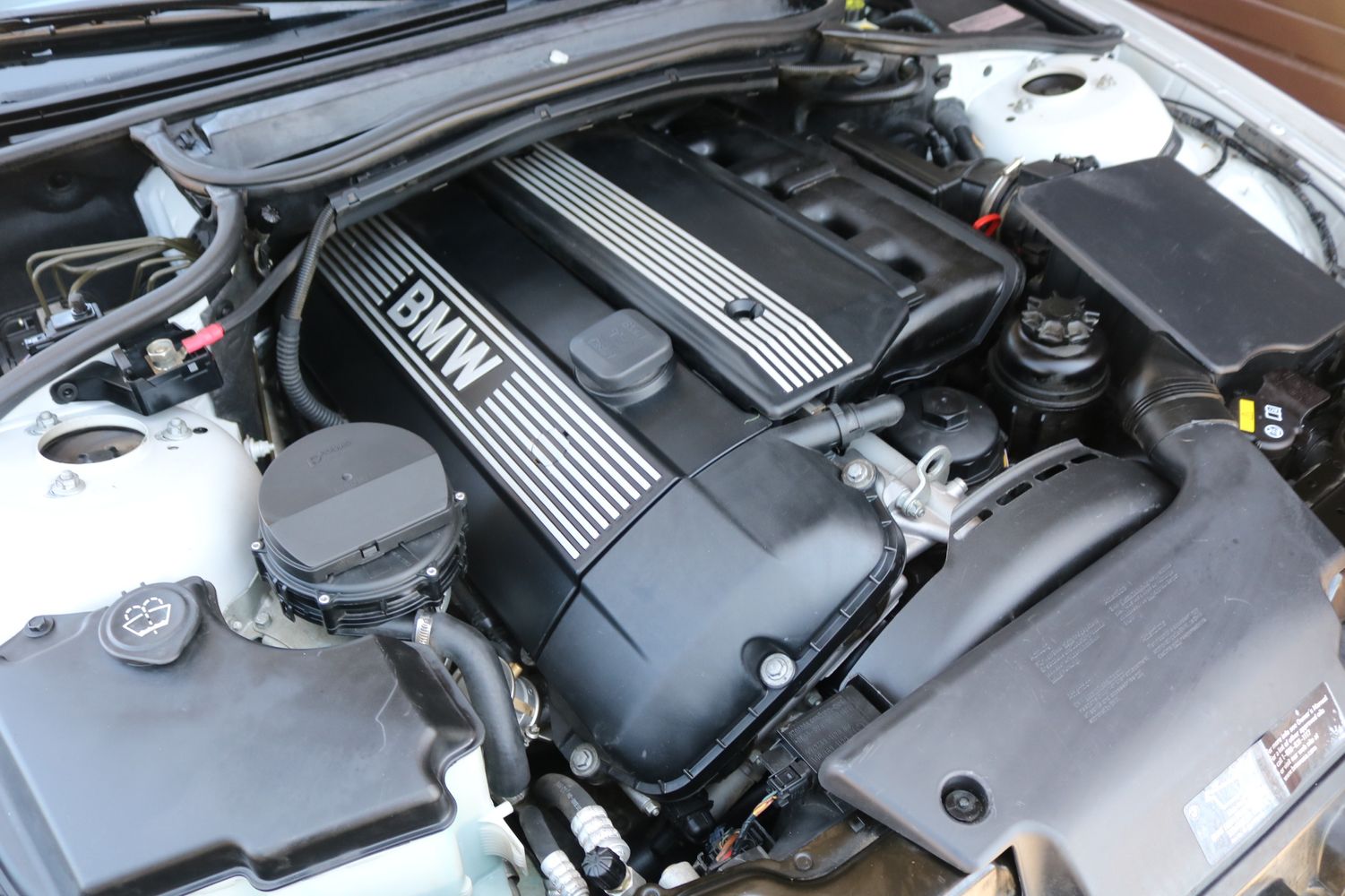2003 BMW 330XI AWD | Victory Motors of Colorado