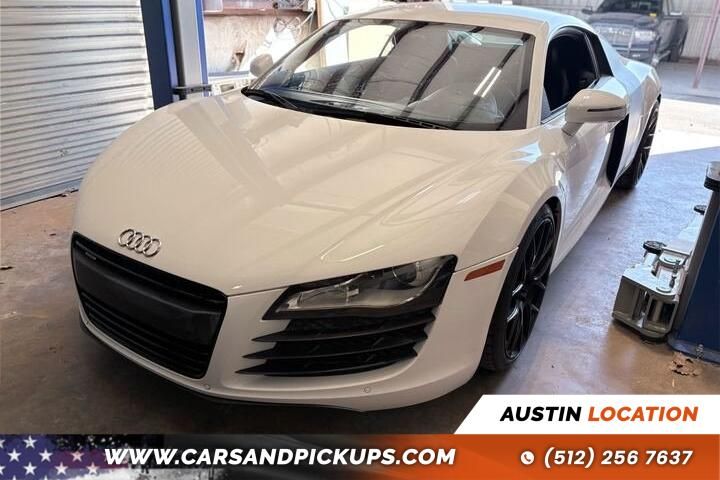 2011 Audi R8 Base's photo