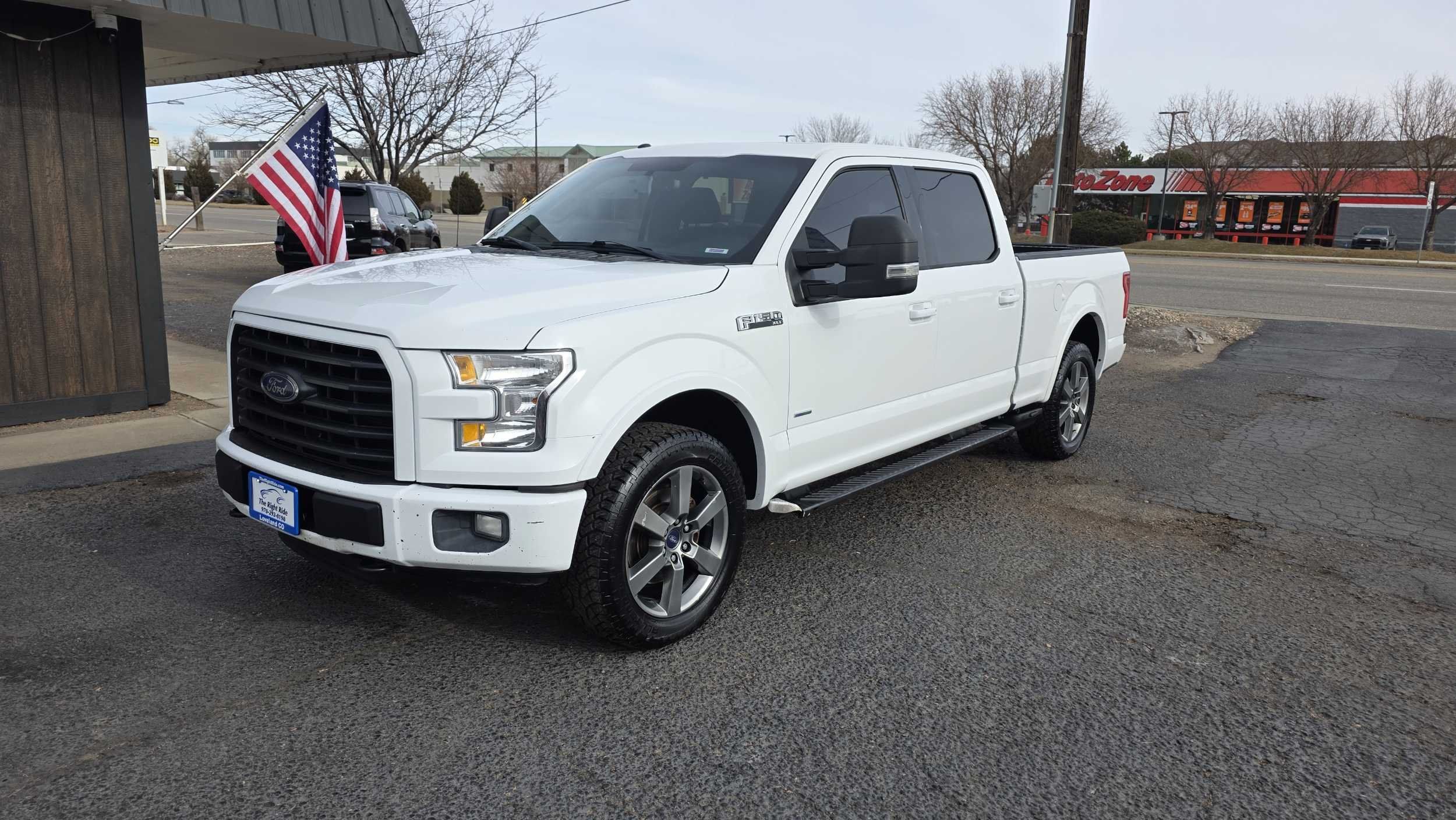 2015 Ford F-150 XLT's photo