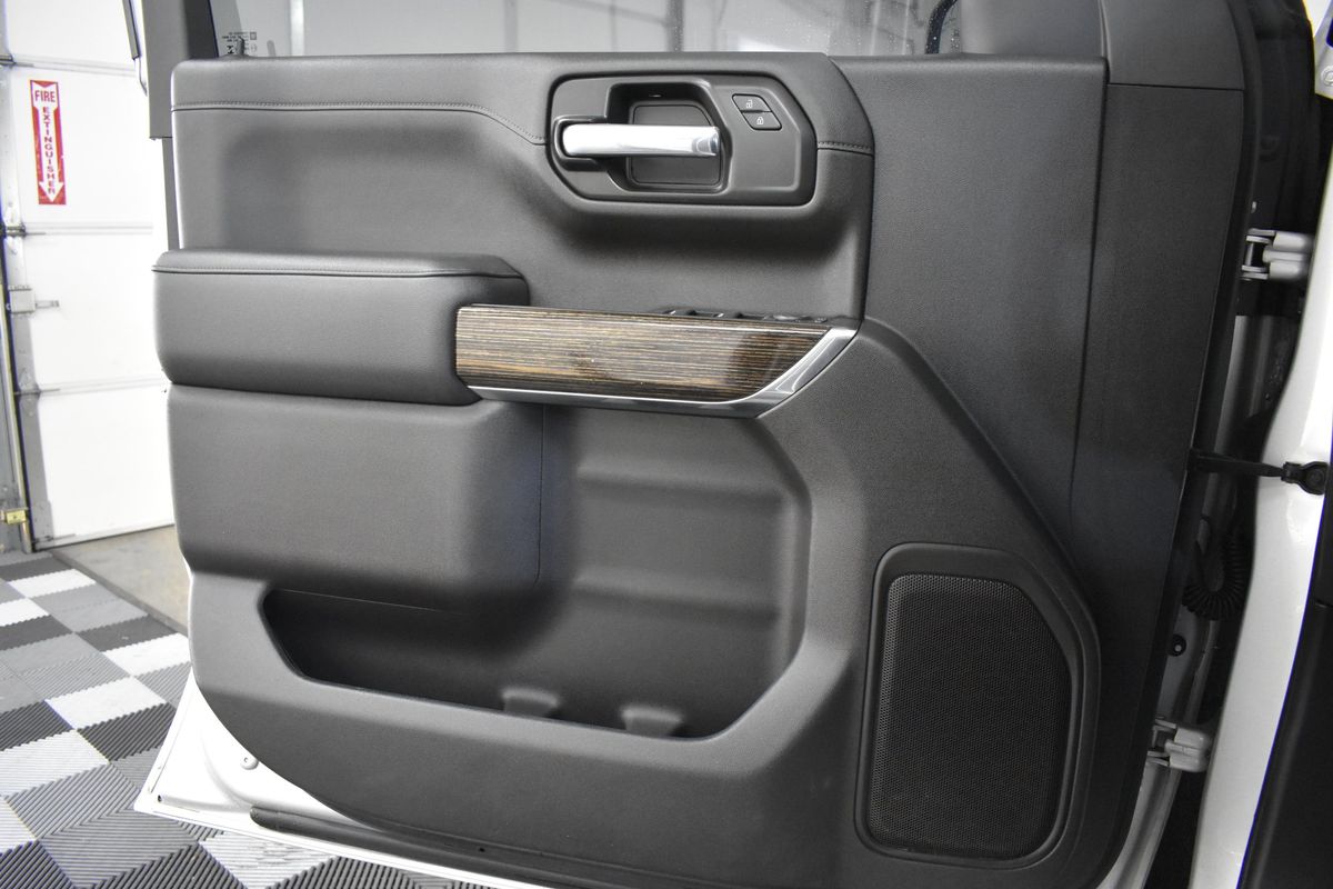 2021 GMC Sierra 1500 4WD Crew Cab Short Box Elevation