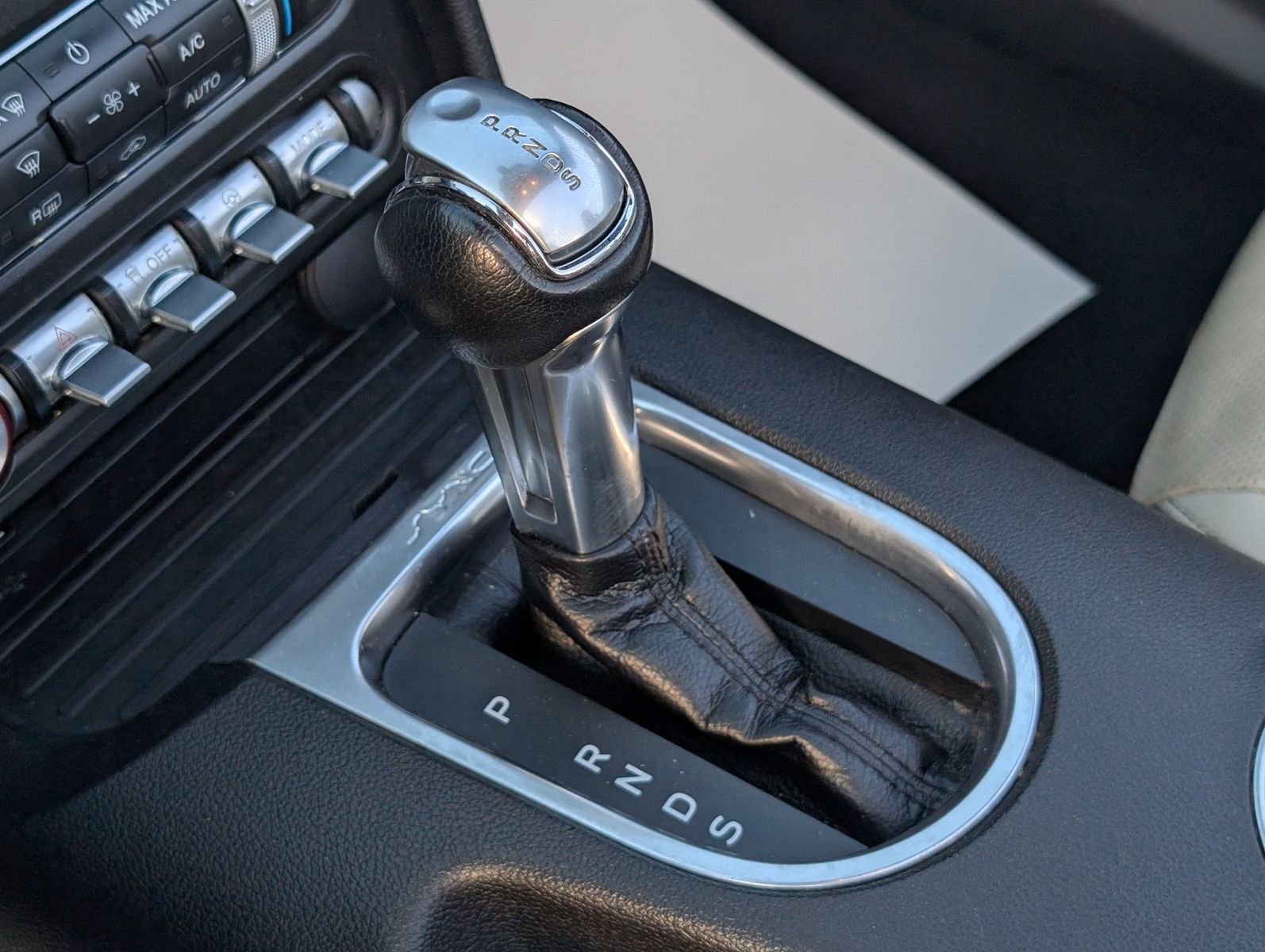 2020 Ford Mustang 60