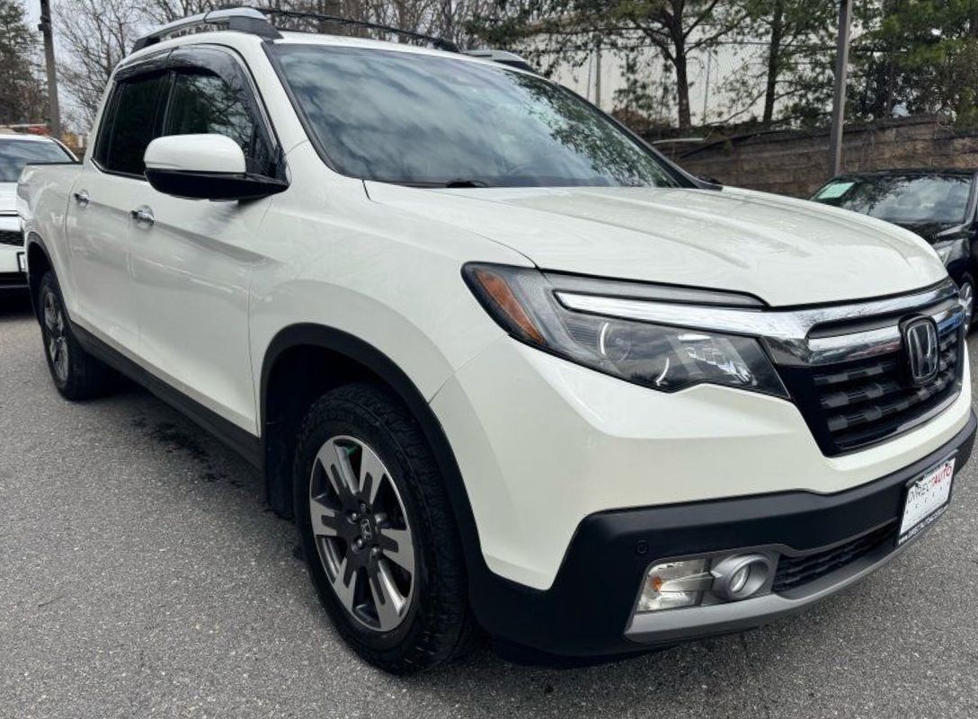 White 2018 Honda Ridgeline RTL-E AWD Pickup Truck All-Wheel Drive 6-Speed Automatic
