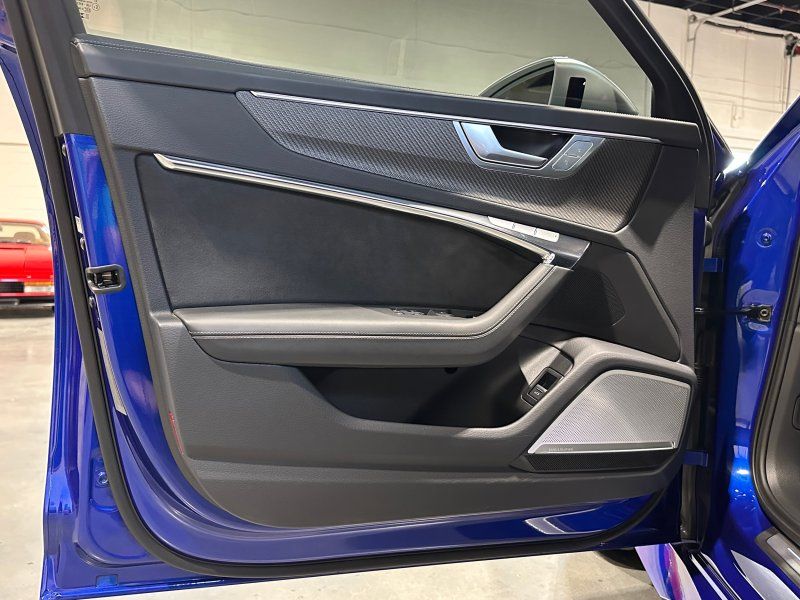 2023 AUDI RS6 4.0T quattro Avant, photo 17