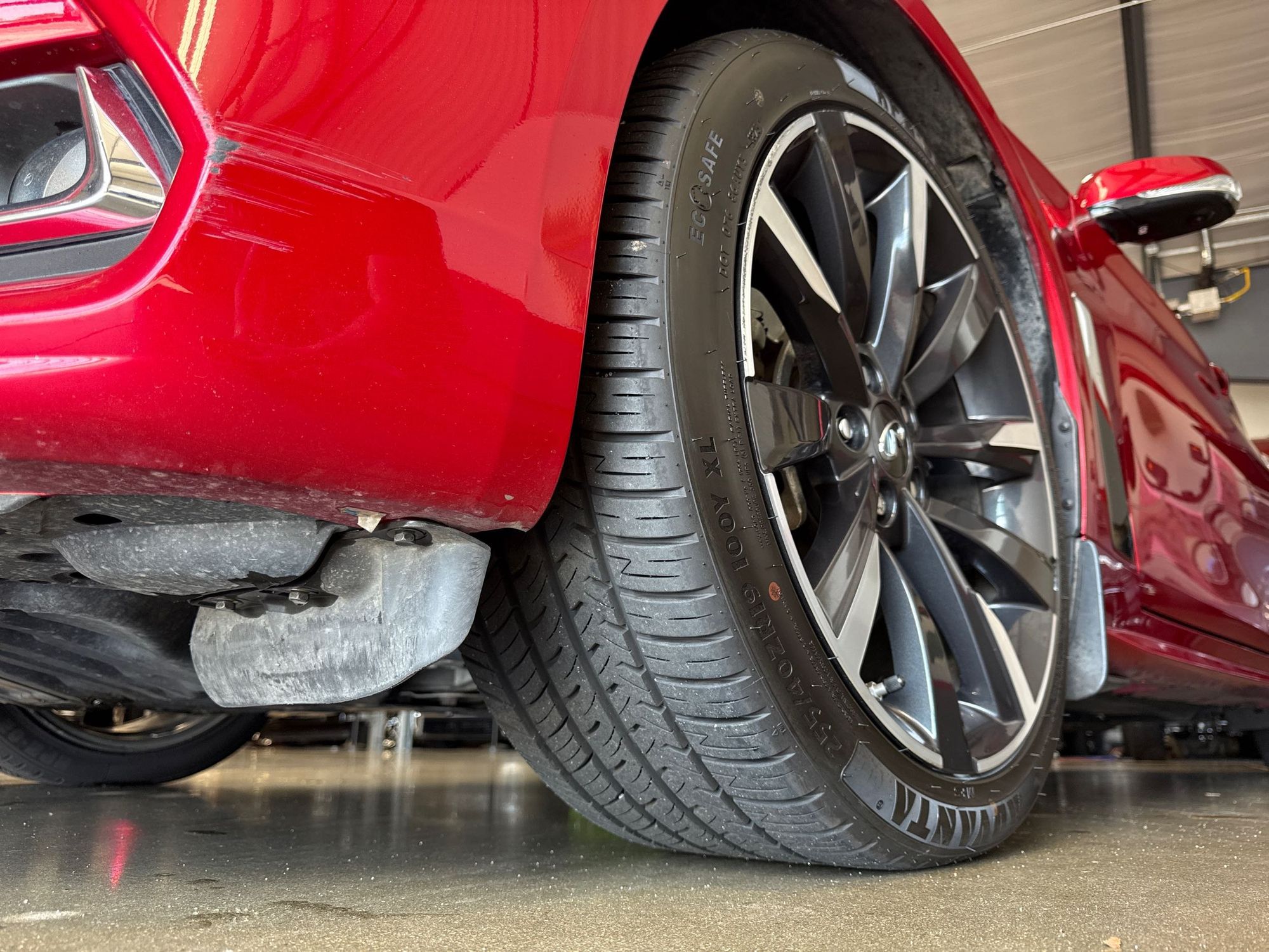 2022 Infiniti Q60 Luxe photo 31