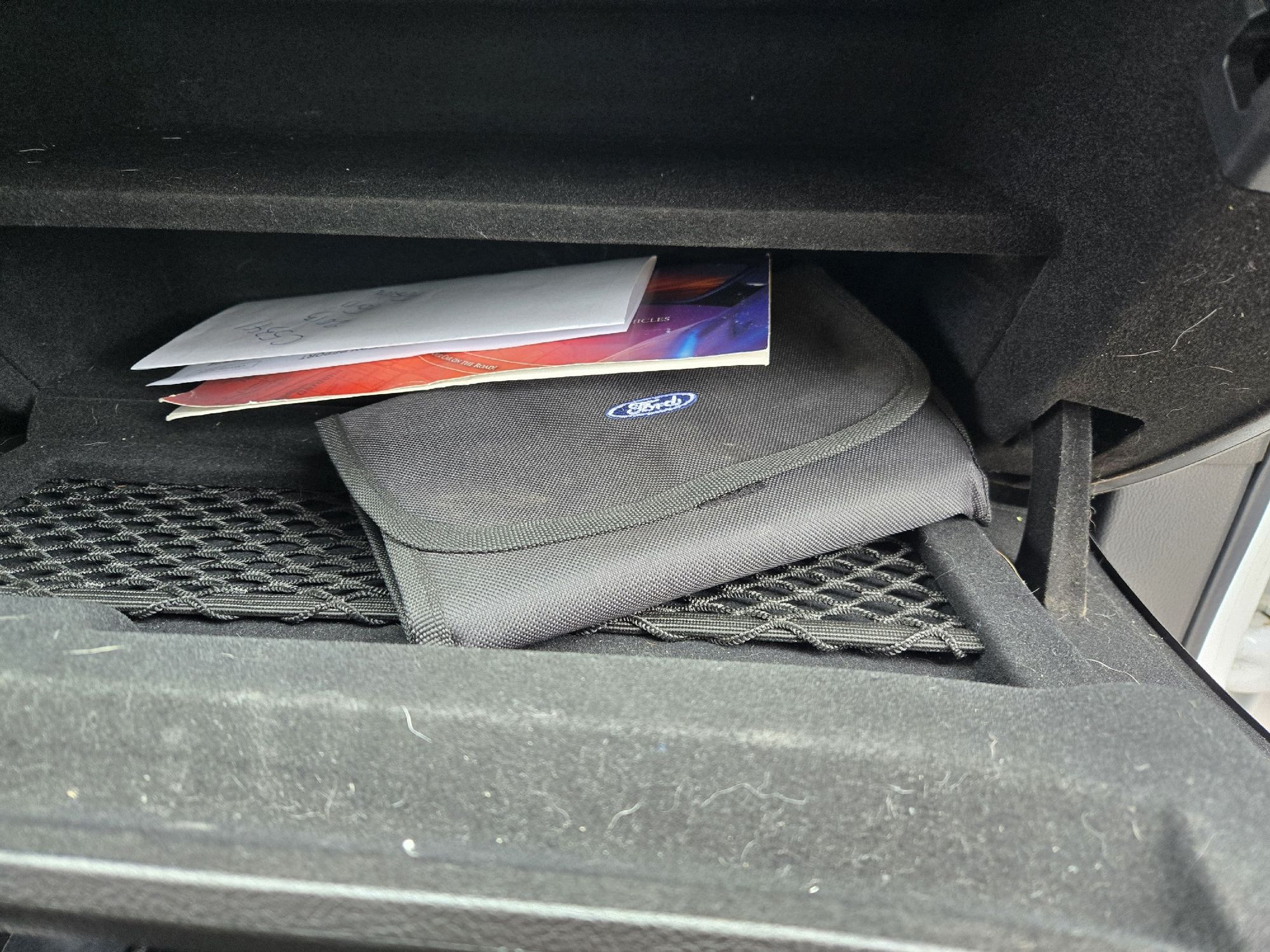 2013 Ford Fusion Energi Titanium photo 24
