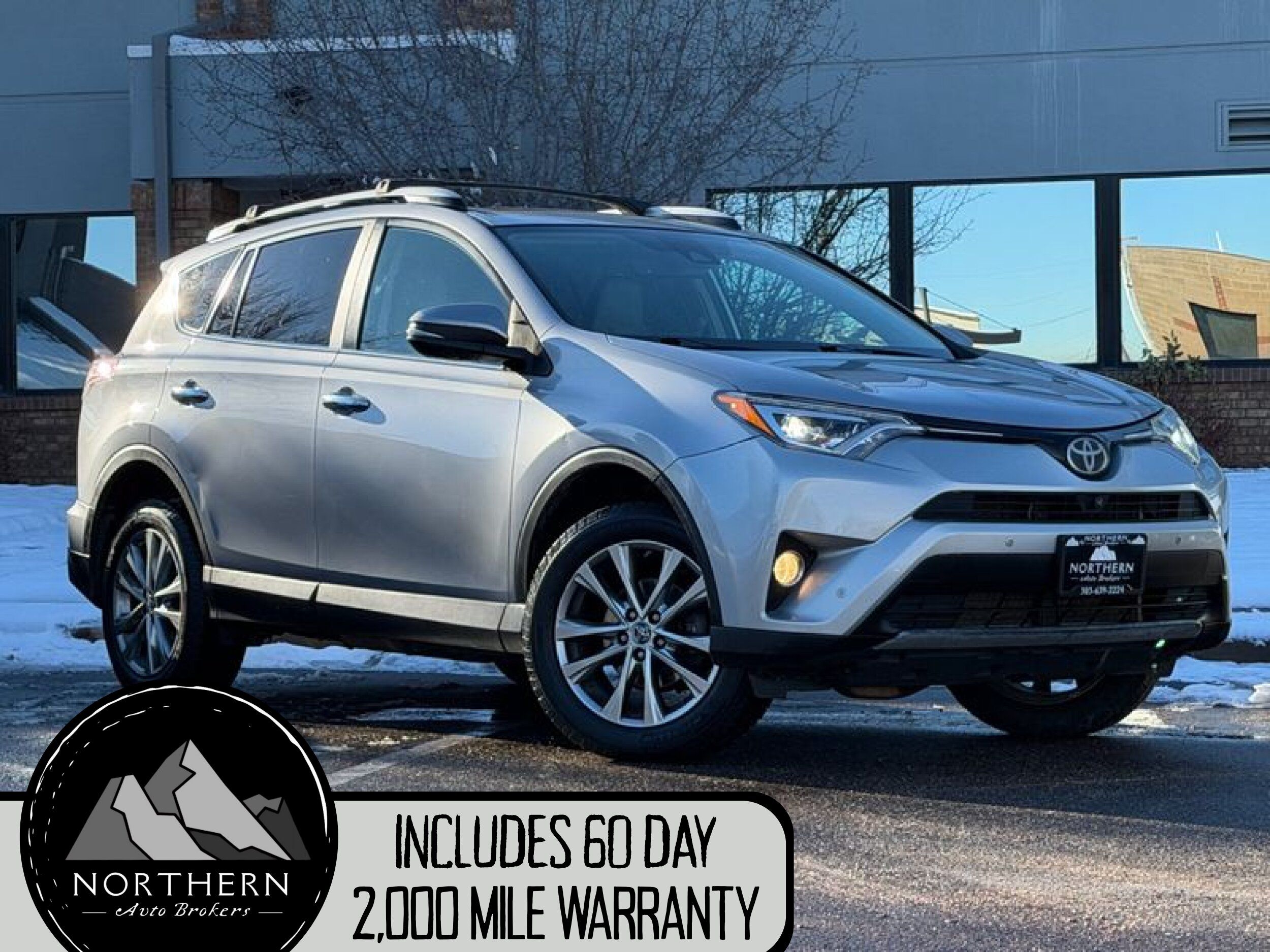 2016 Toyota RAV4 Limited's photo