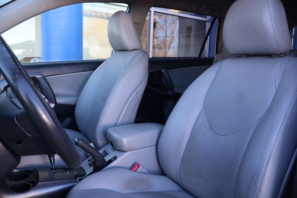 2010 Toyota RAV4 Limited V6