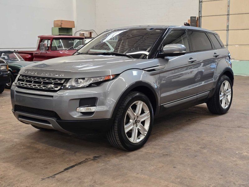 2013 Land Rover Range Rover Evoque Pure 5 Door's photo