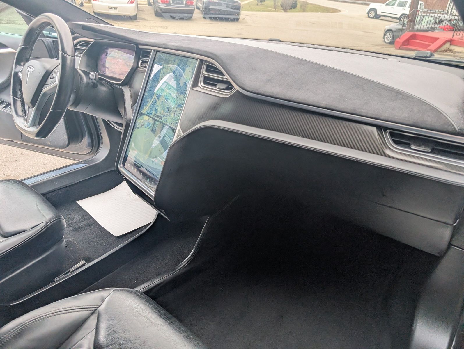 2014 Tesla Model S 48