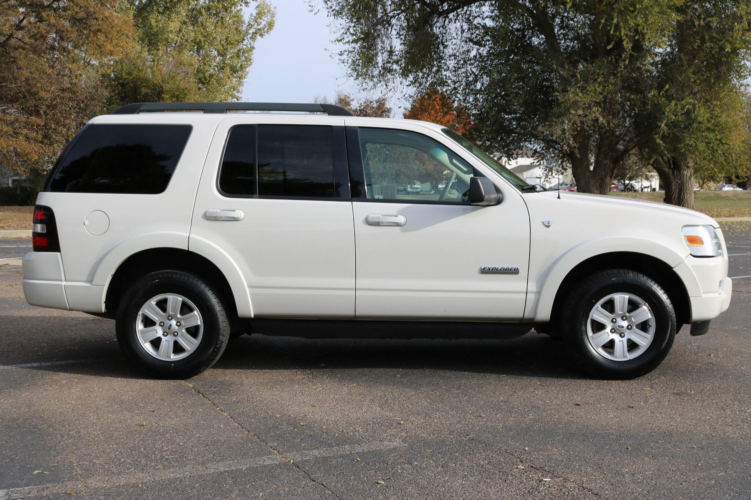 2008 Ford Explorer XLT | Victory Motors of Colorado