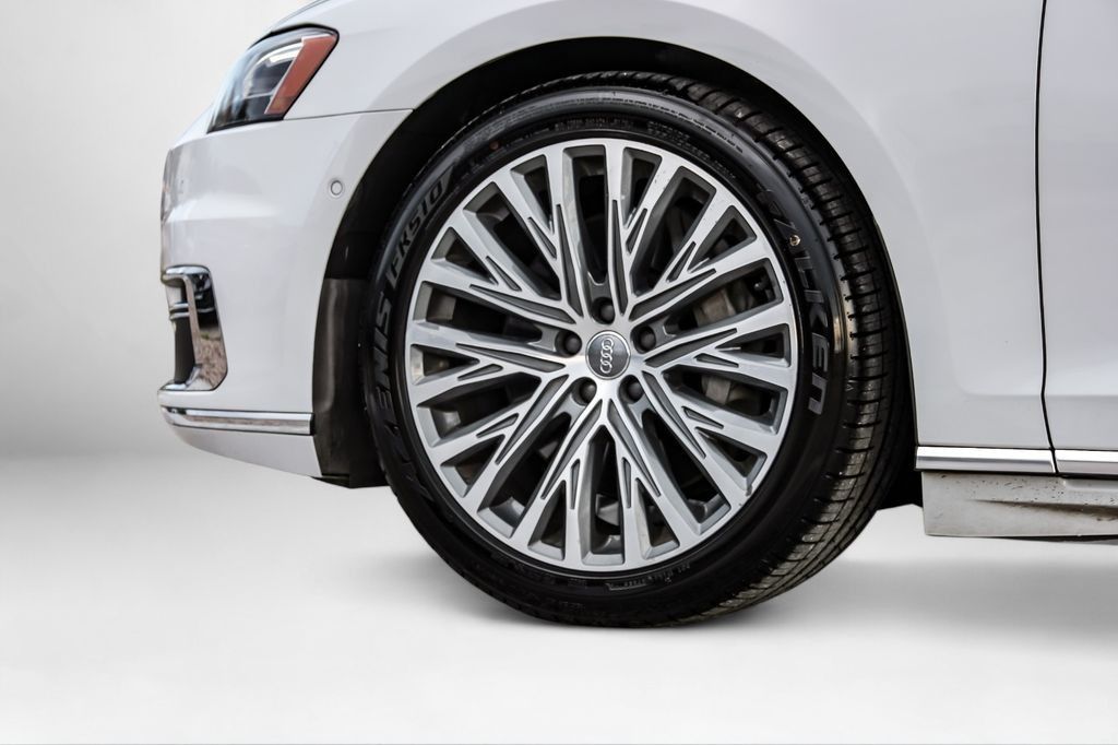 2019 Audi A8 L 55 photo 59