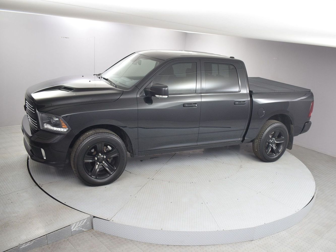 2015 RAM Ram 1500 Sport photo 6