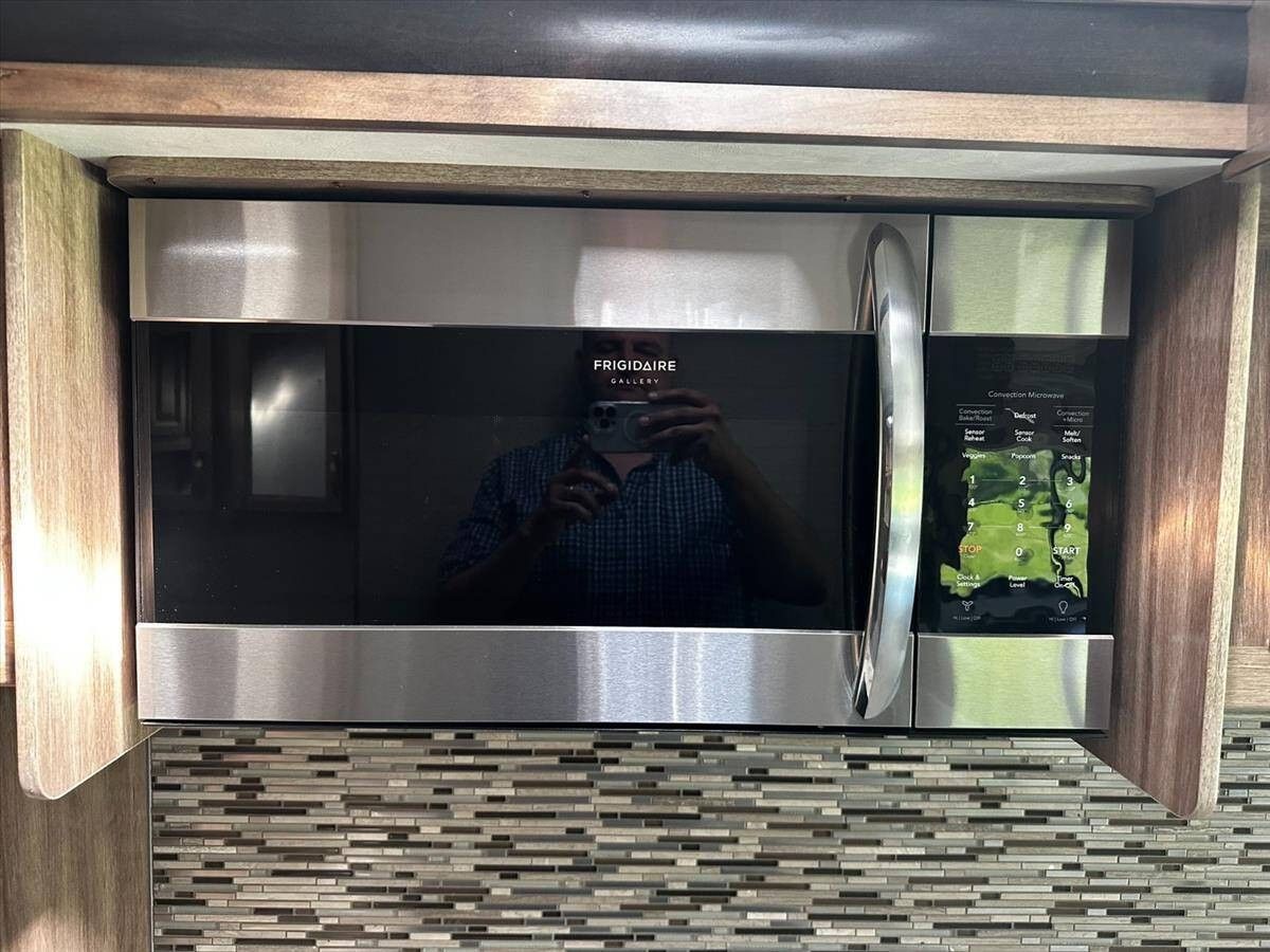 2019 Jayco Embark 73