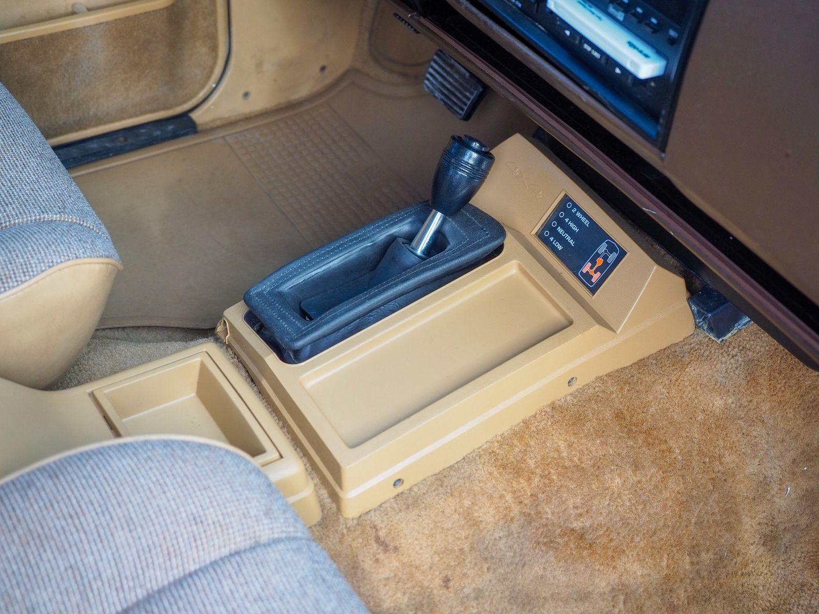 1986 GMC S-15 Jimmy 52
