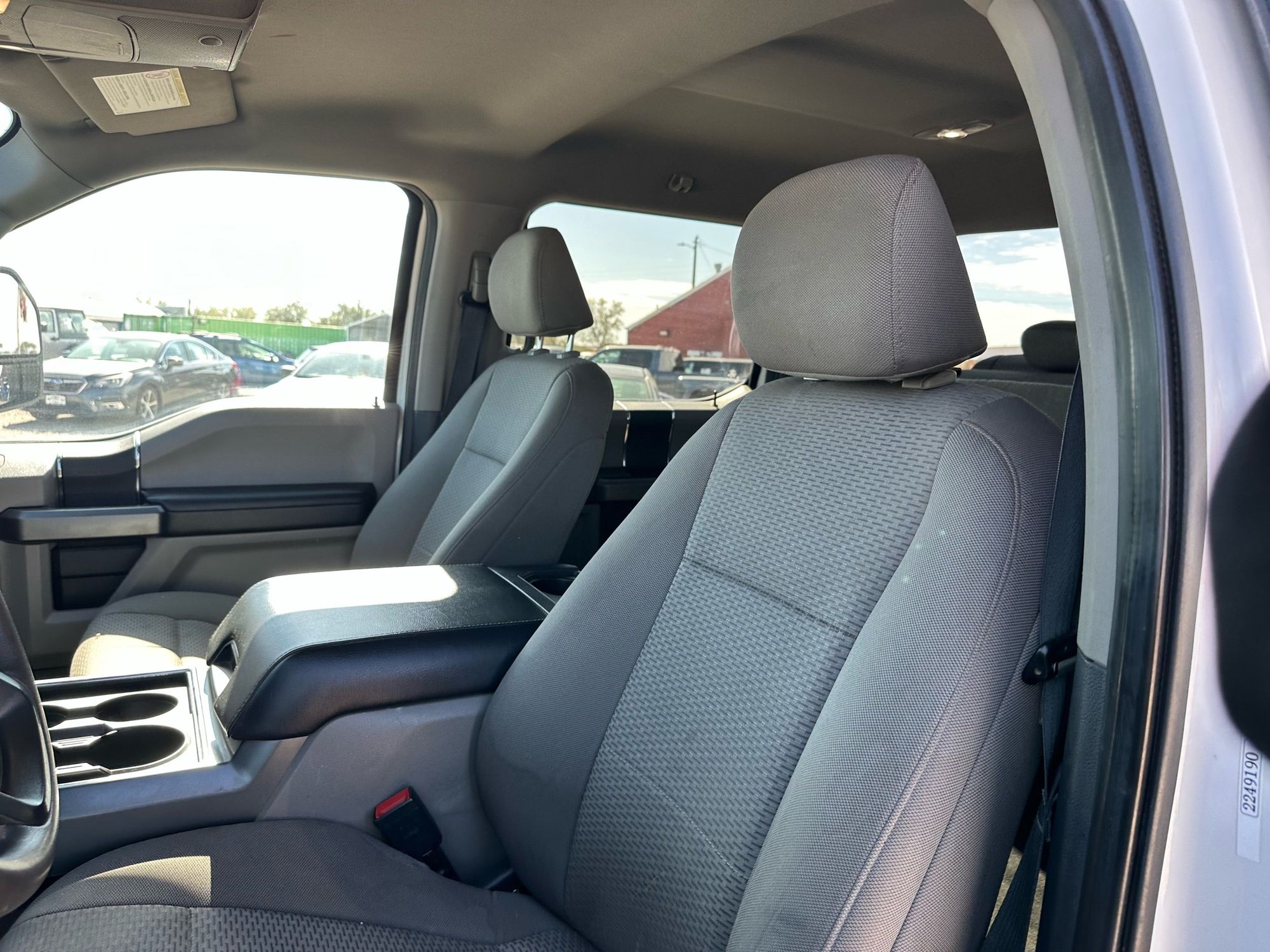 2022 Ford F-250 XLT photo 32