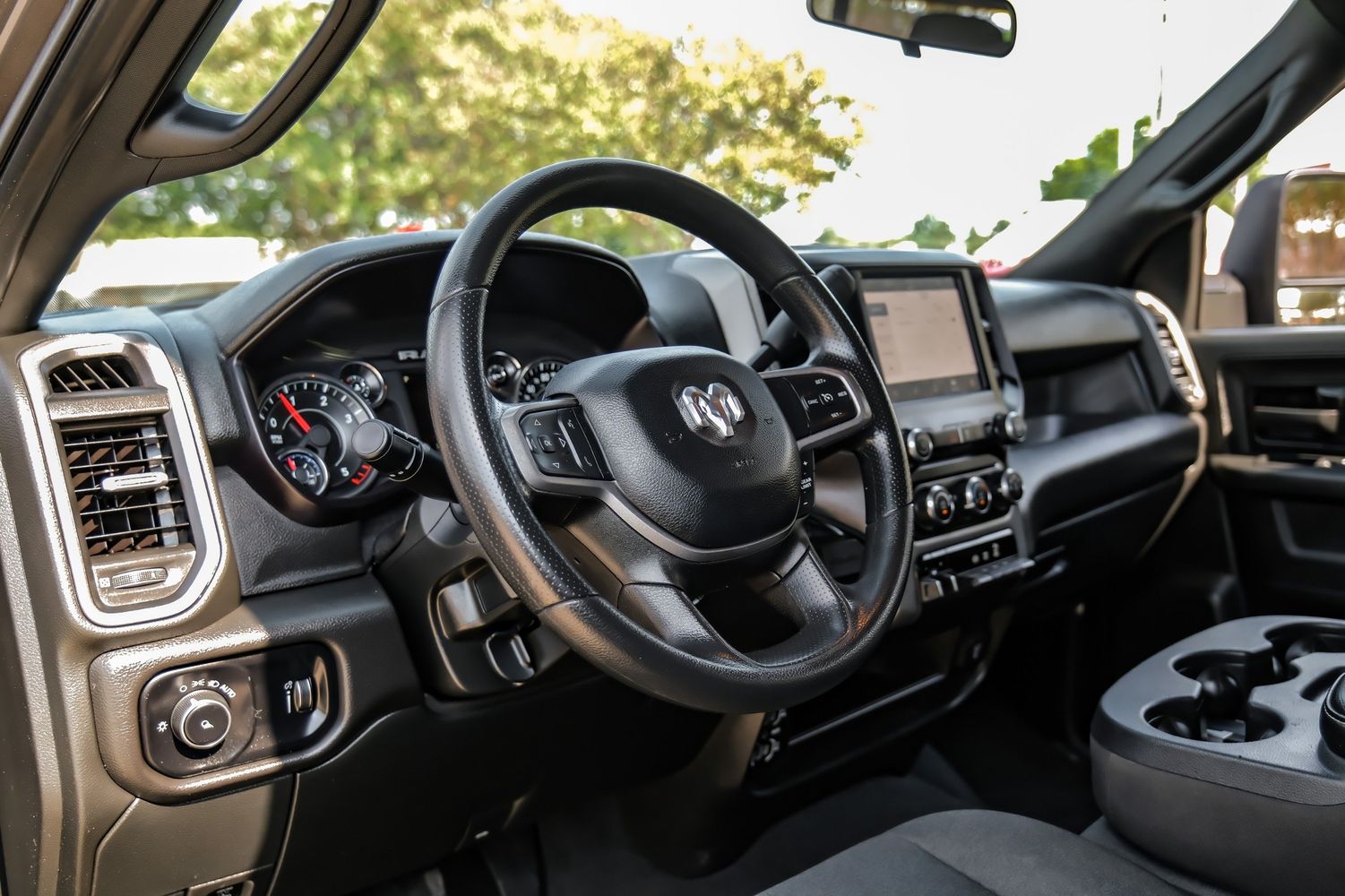2024 Ram 2500 Tradesman photo 2