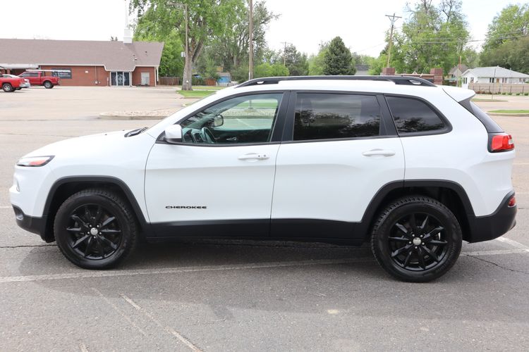 2014 Jeep Cherokee Altitude | Victory Motors of Colorado