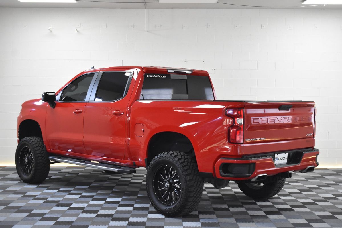 2020 Chevrolet Silverado 1500 4WD Crew Cab Short Bed RST