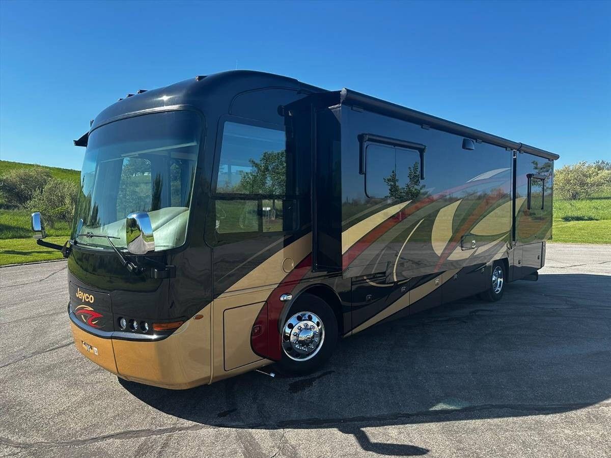 2019 Jayco Embark 1