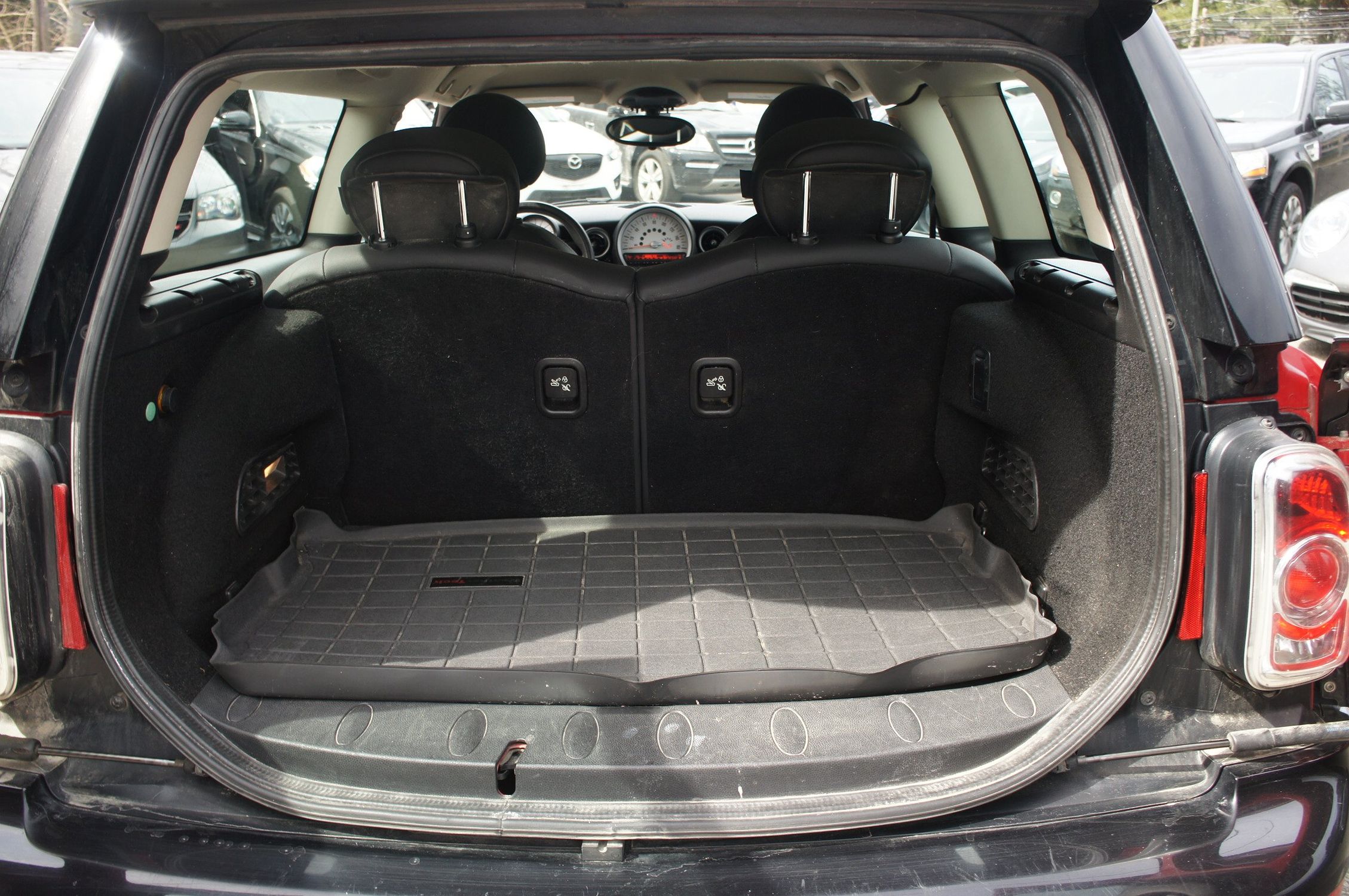 2014 Mini Clubman Base S photo 11