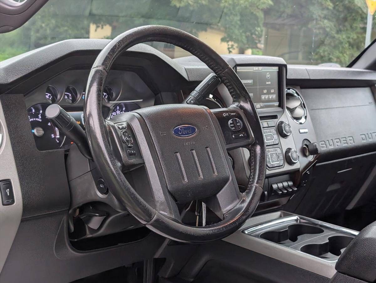 2014 Ford F-250 64