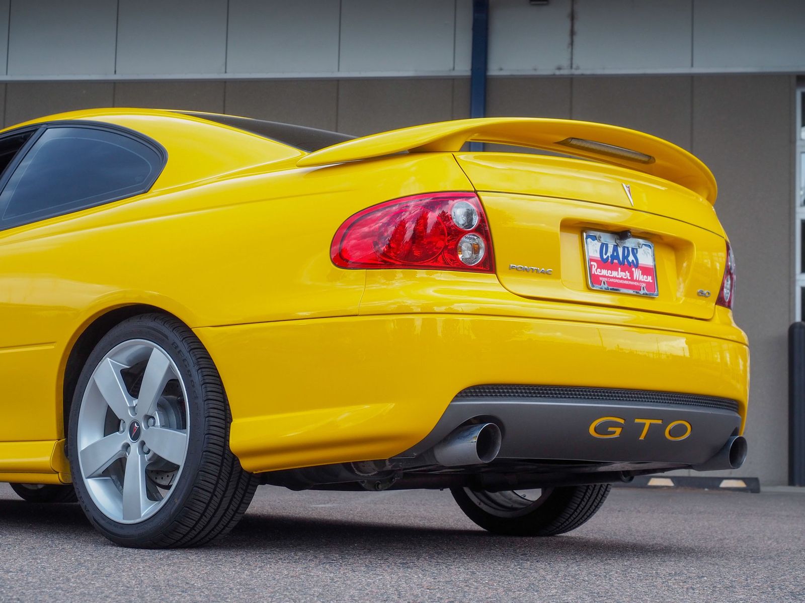 2005 Pontiac GTO 4
