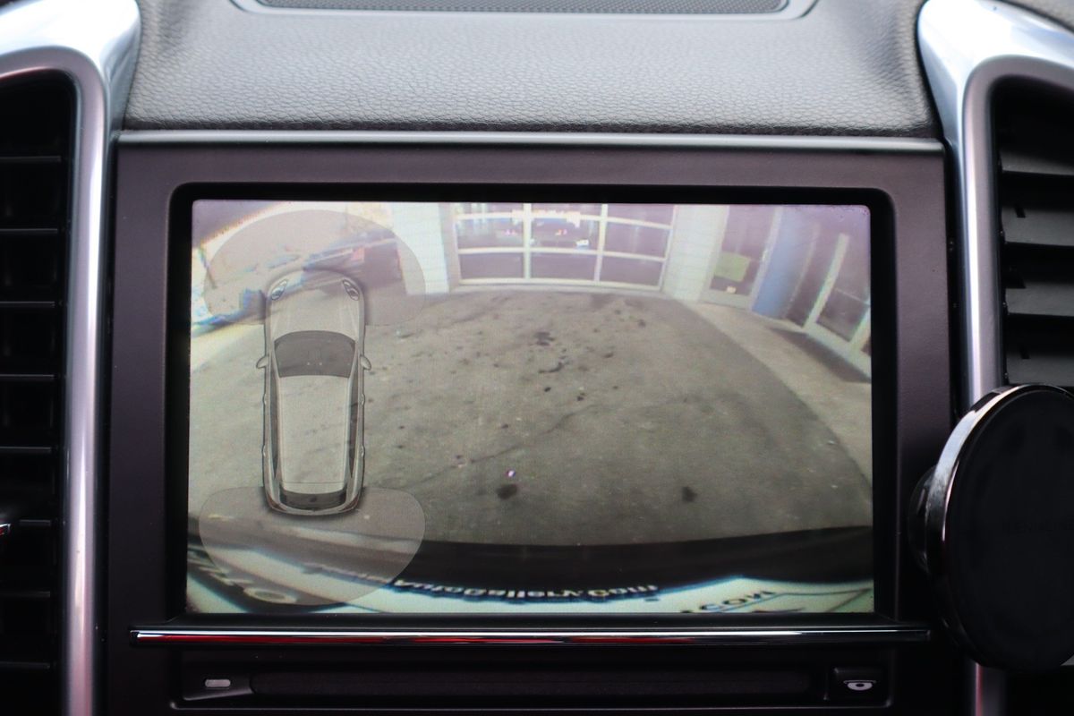 2016 Porsche Cayenne S