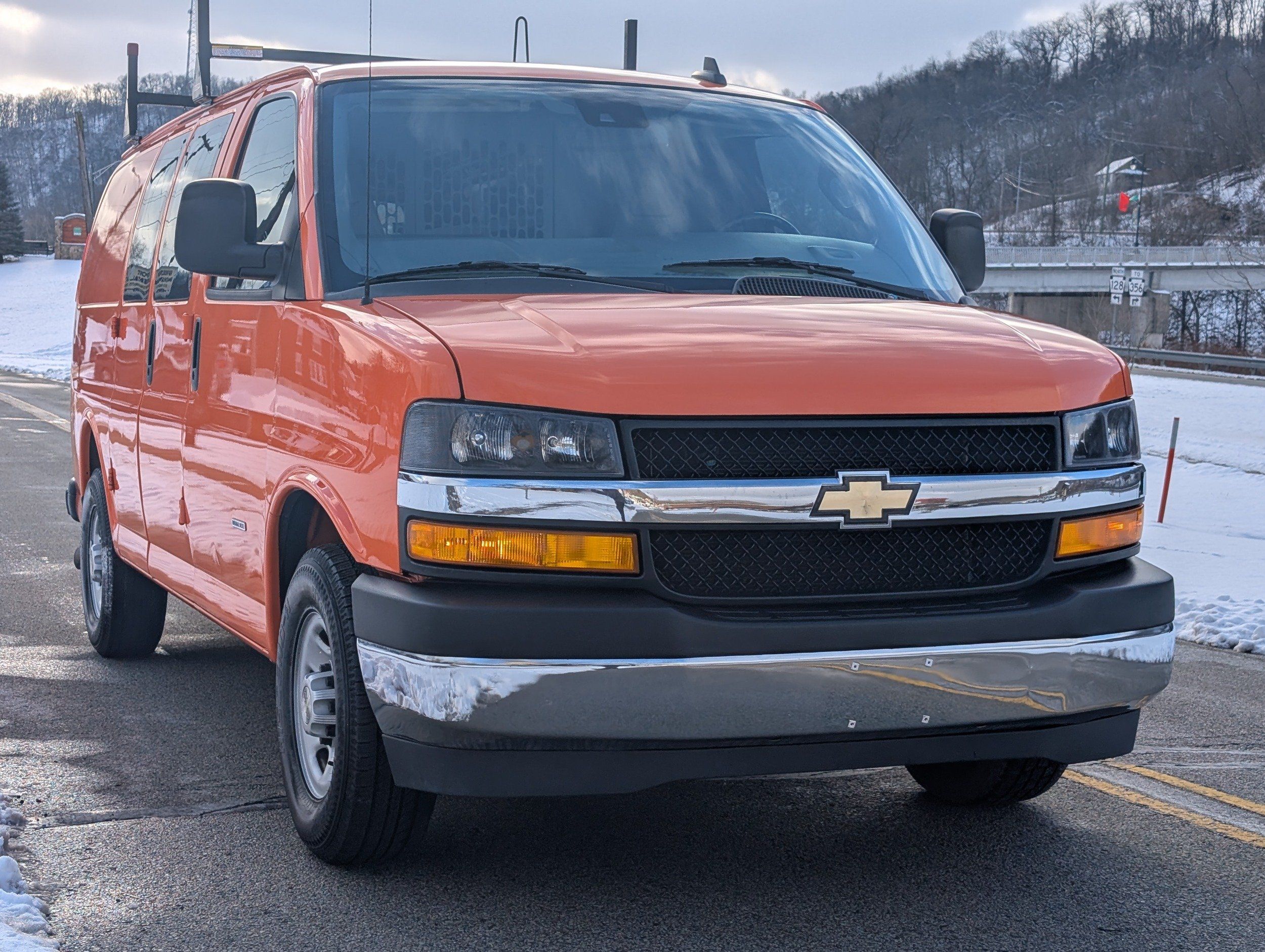 2020 Chevrolet Express Cargo Work Van's photo