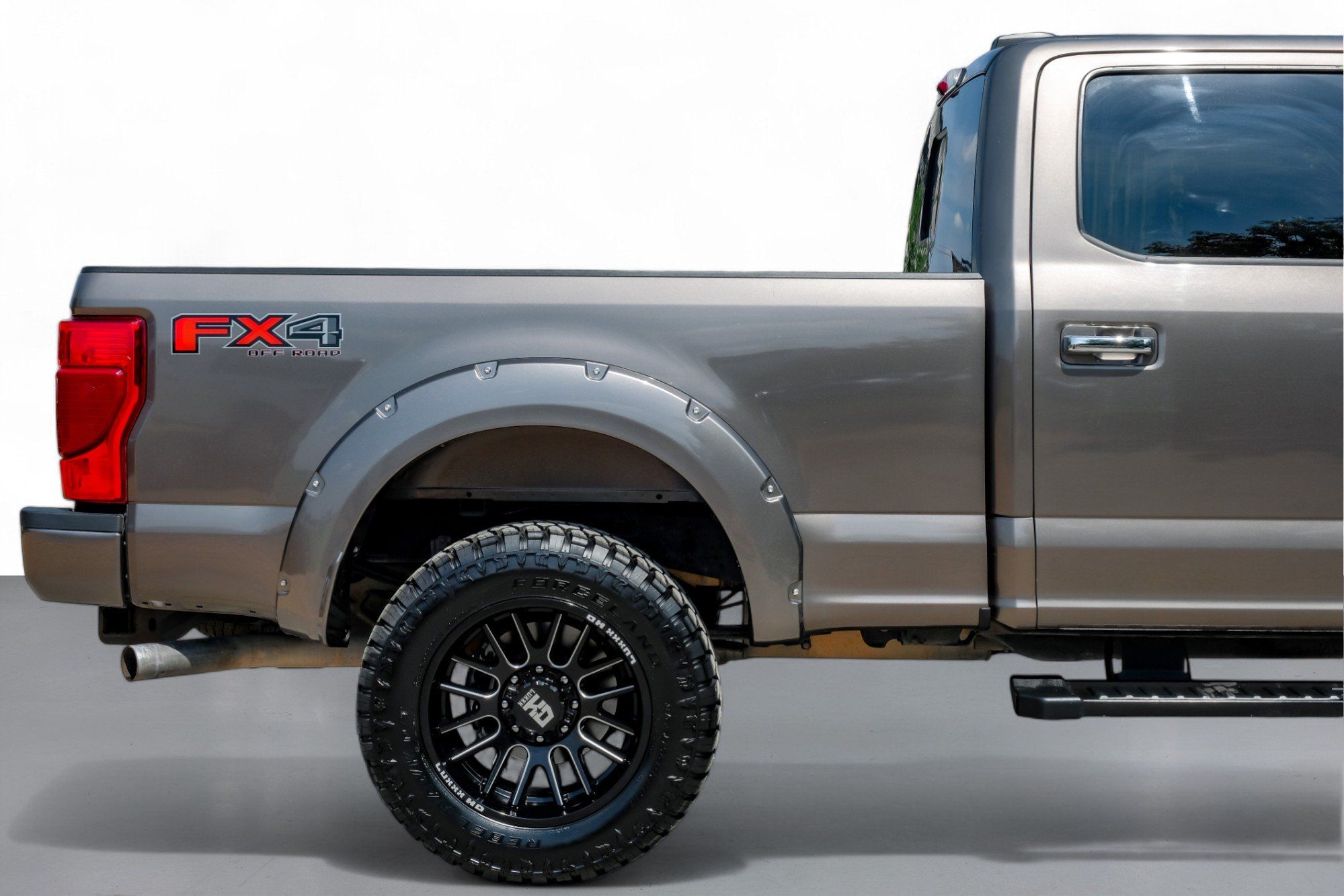 2022 Ford F-250 XLT photo 2