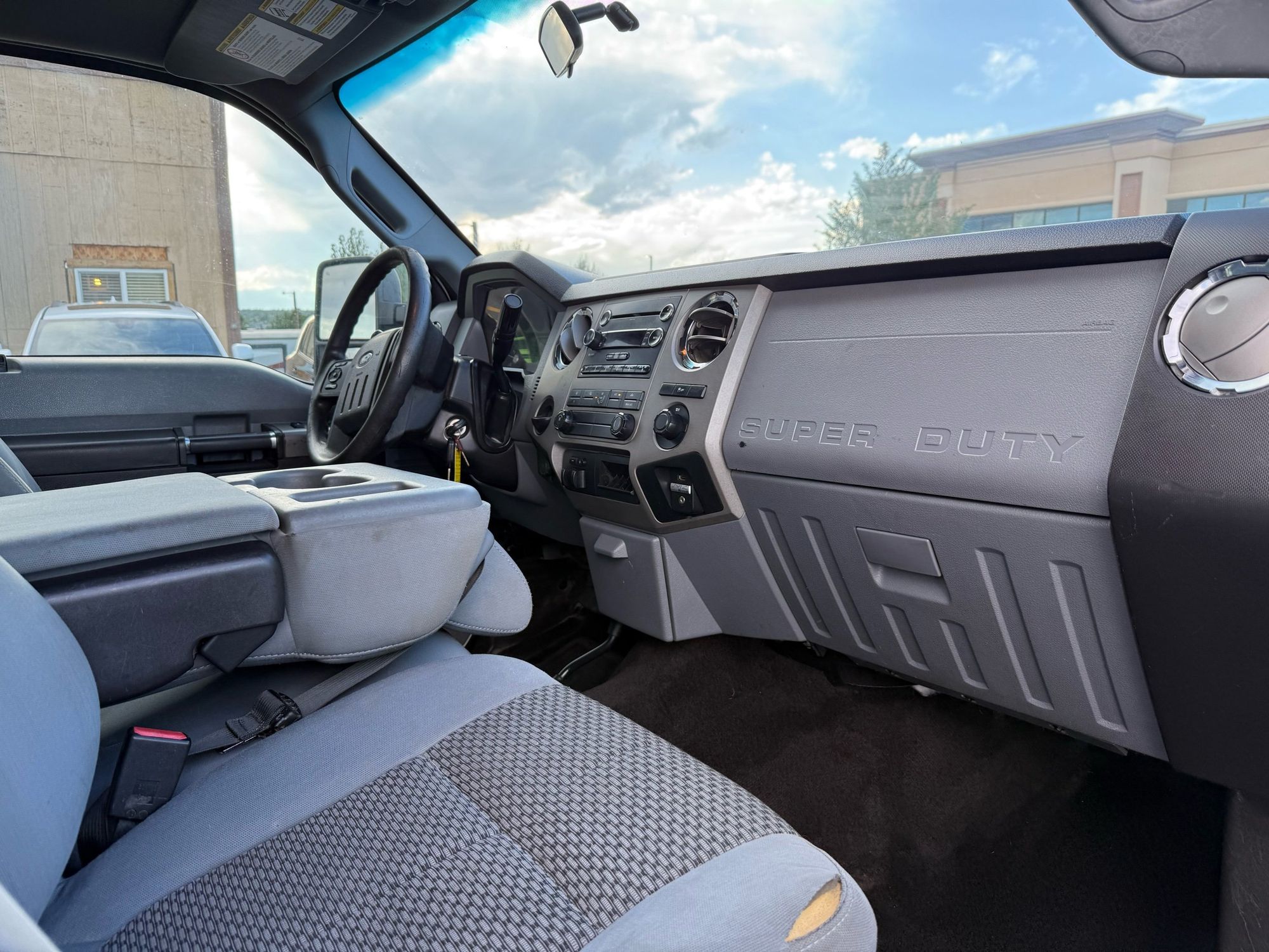 2014 Ford F-350 XLT photo 22