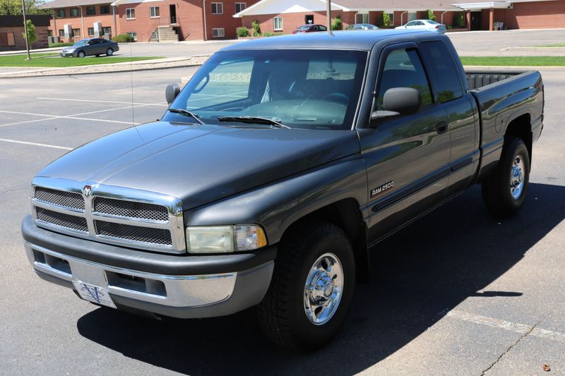 2002 Dodge Ram 2500 Photos