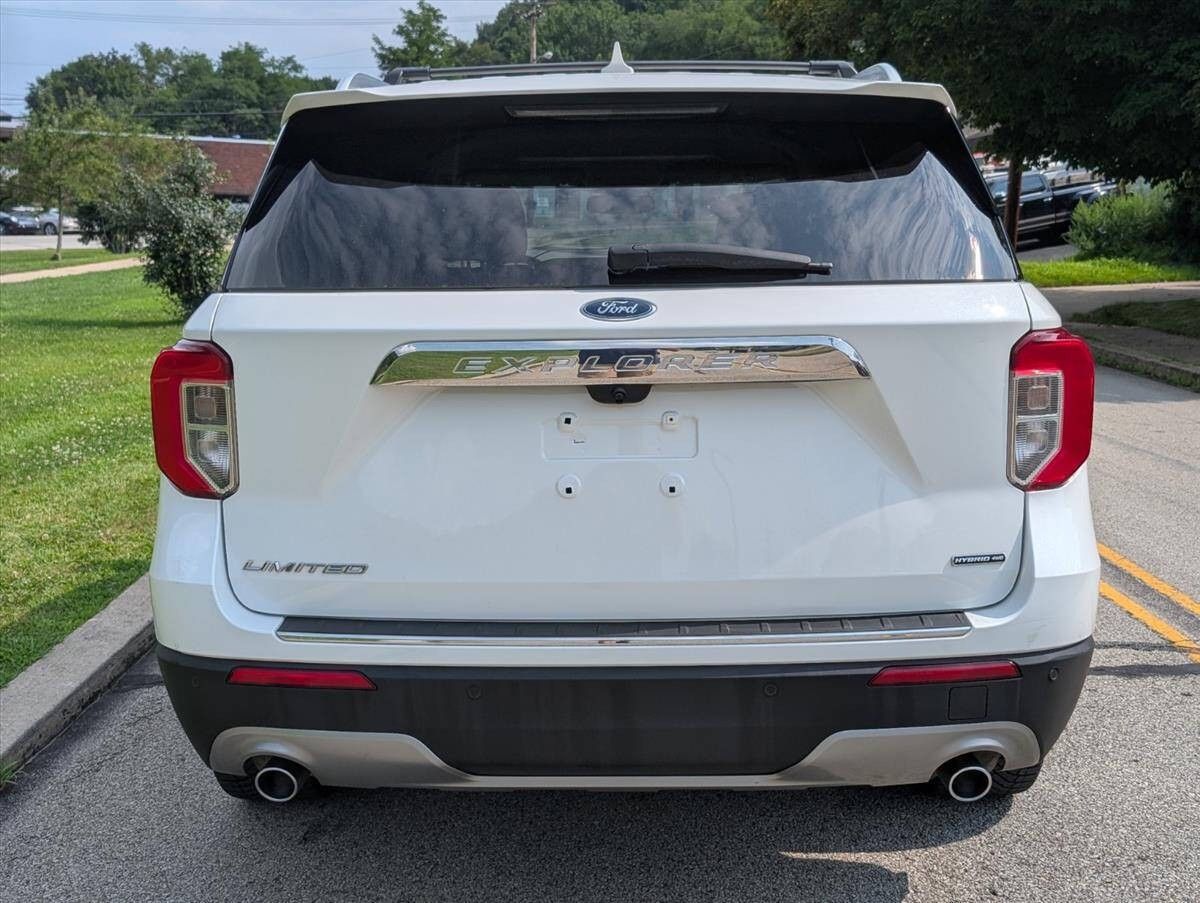 2020 Ford Explorer Hybrid Limited photo 4