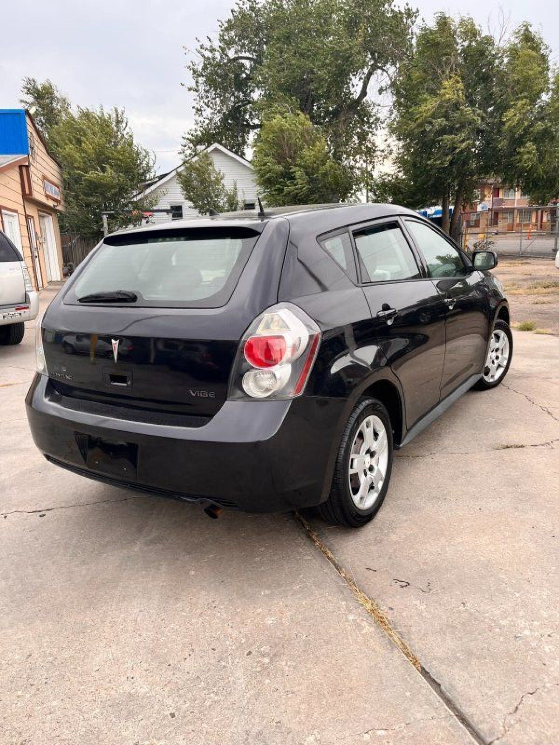 2010 Pontiac Vibe - Black exterior view 3