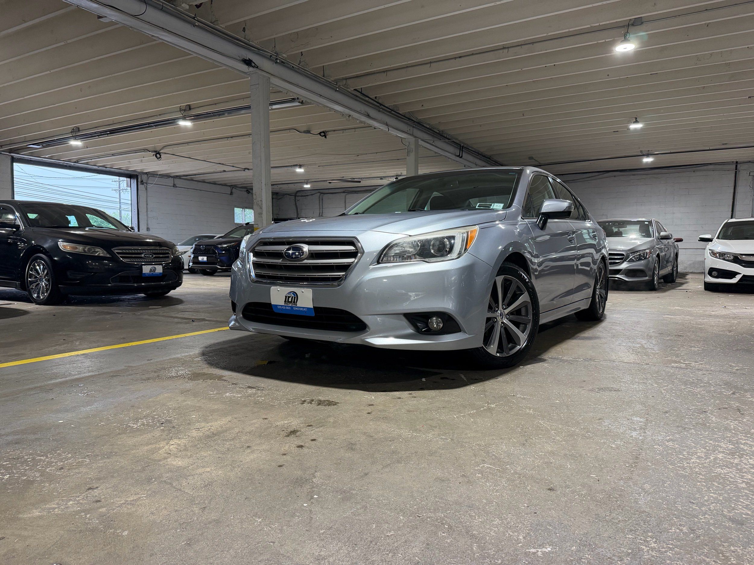 2017 Subaru Legacy 2.5i Limited's photo