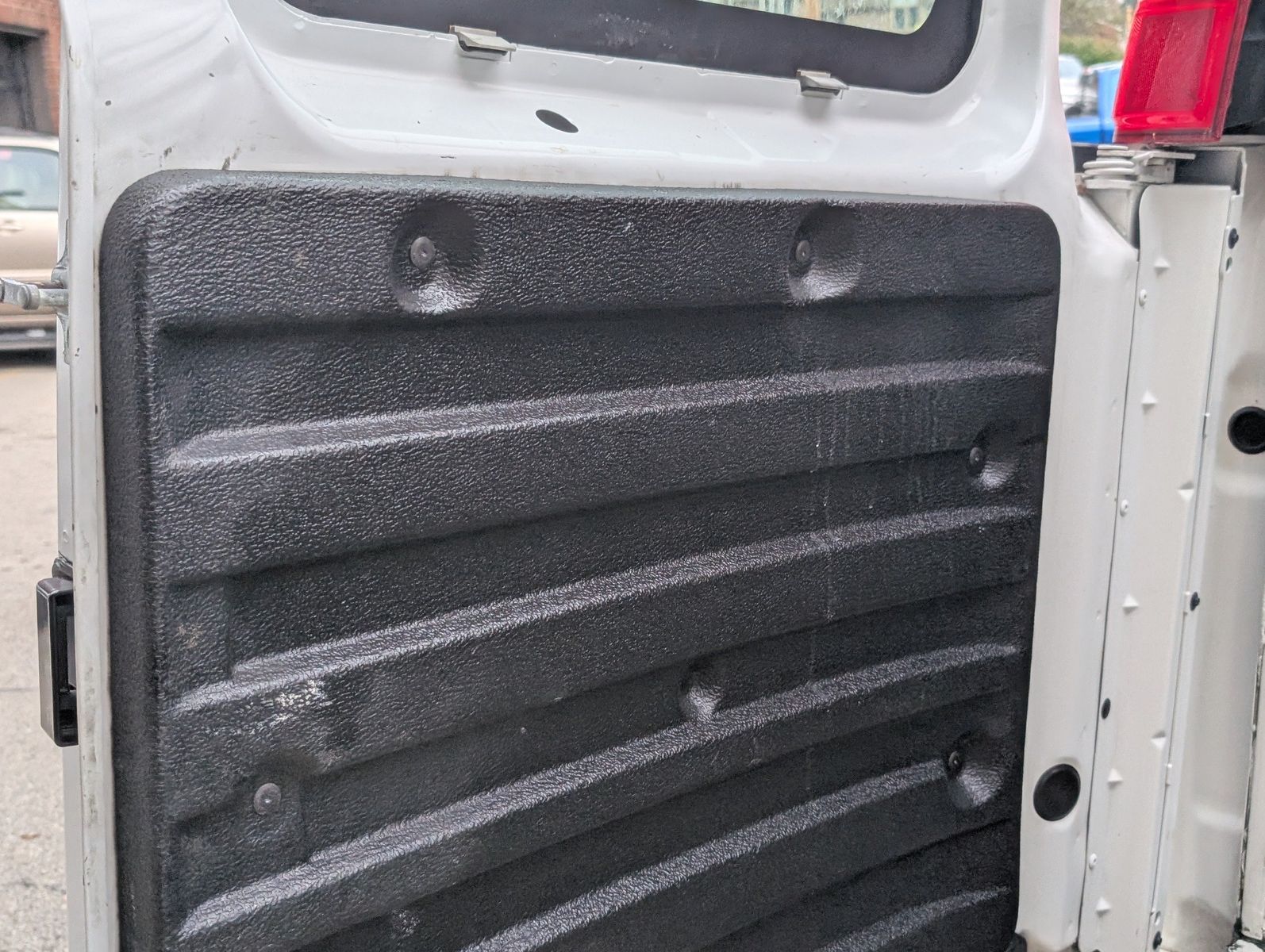 2018 GMC Savana Cargo 32