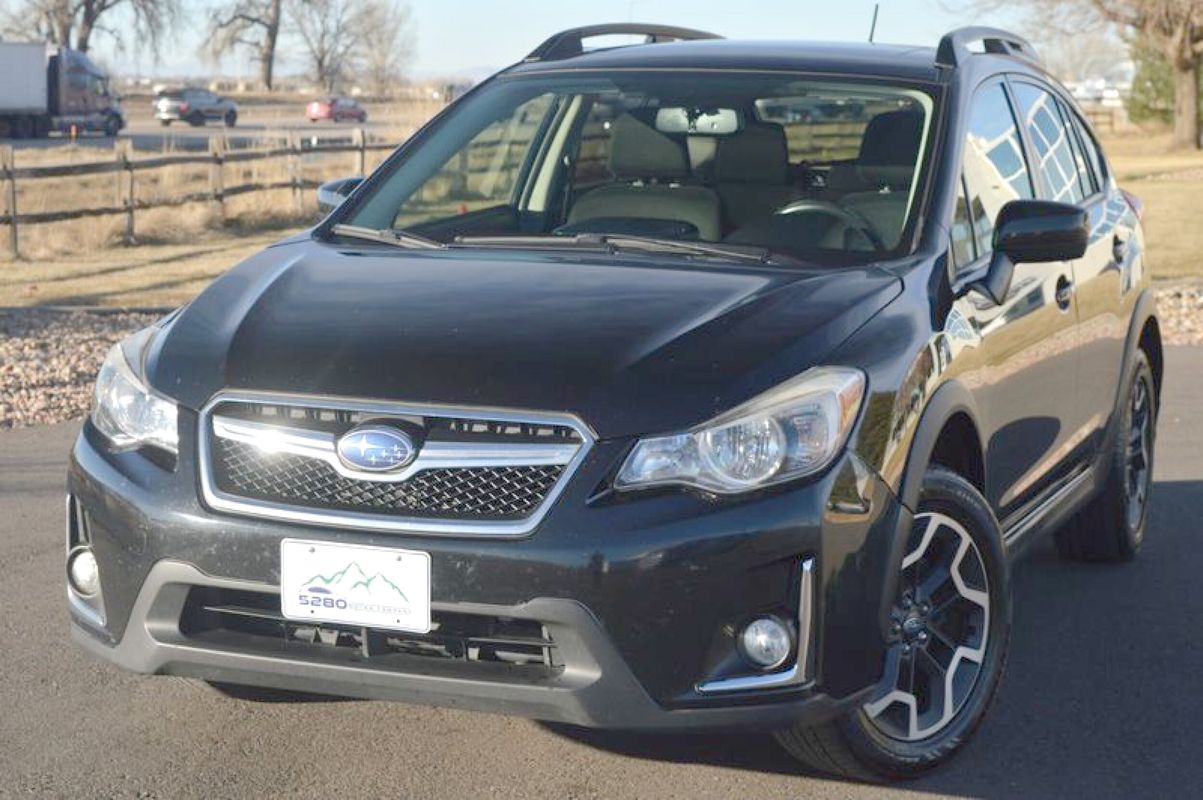 View vehicle photo 5