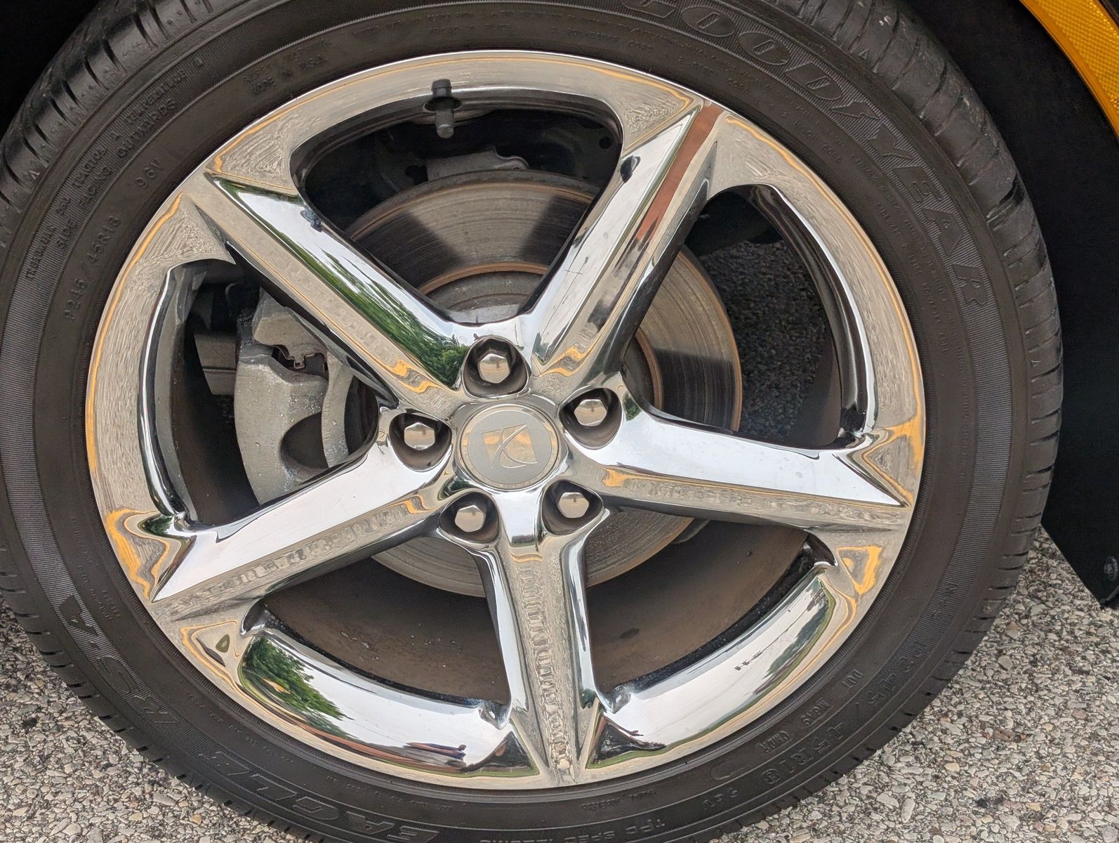 2007 Saturn Sky 18