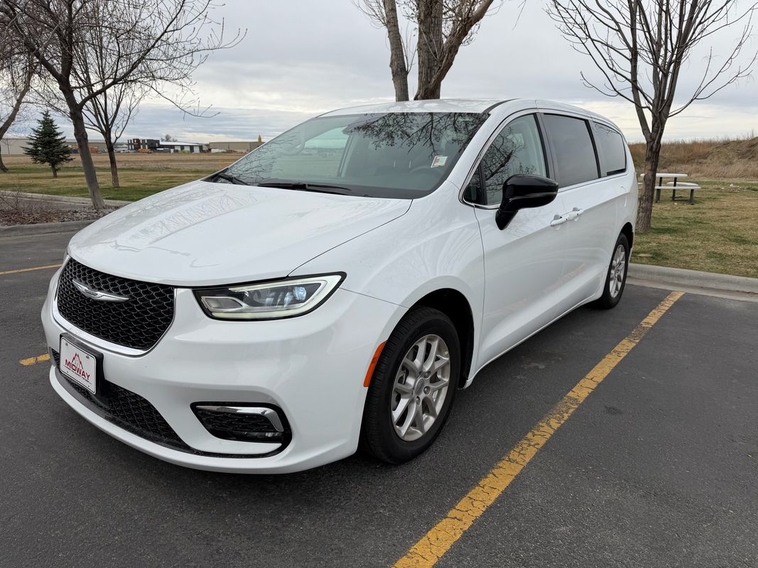 2024 Chrysler Pacifica