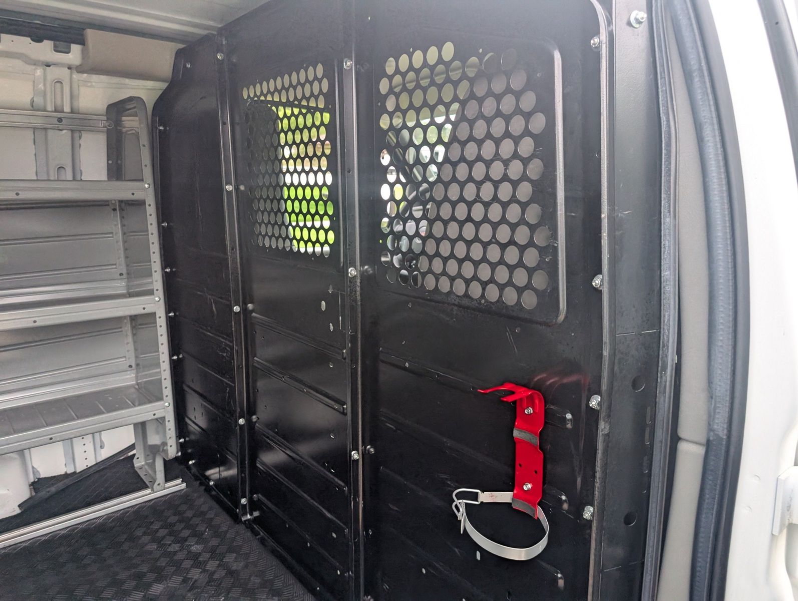2020 GMC Savana Cargo 31