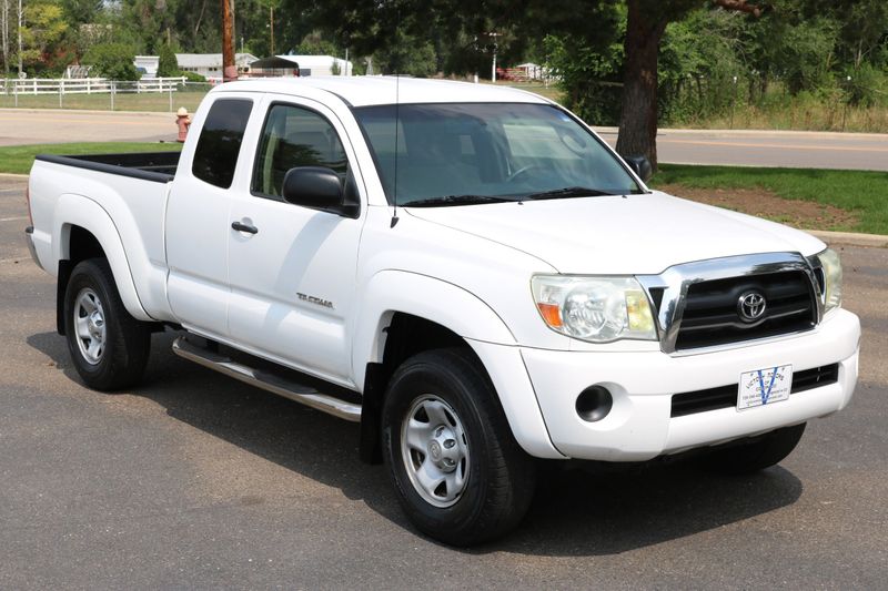 2005 Toyota Tacoma Photos