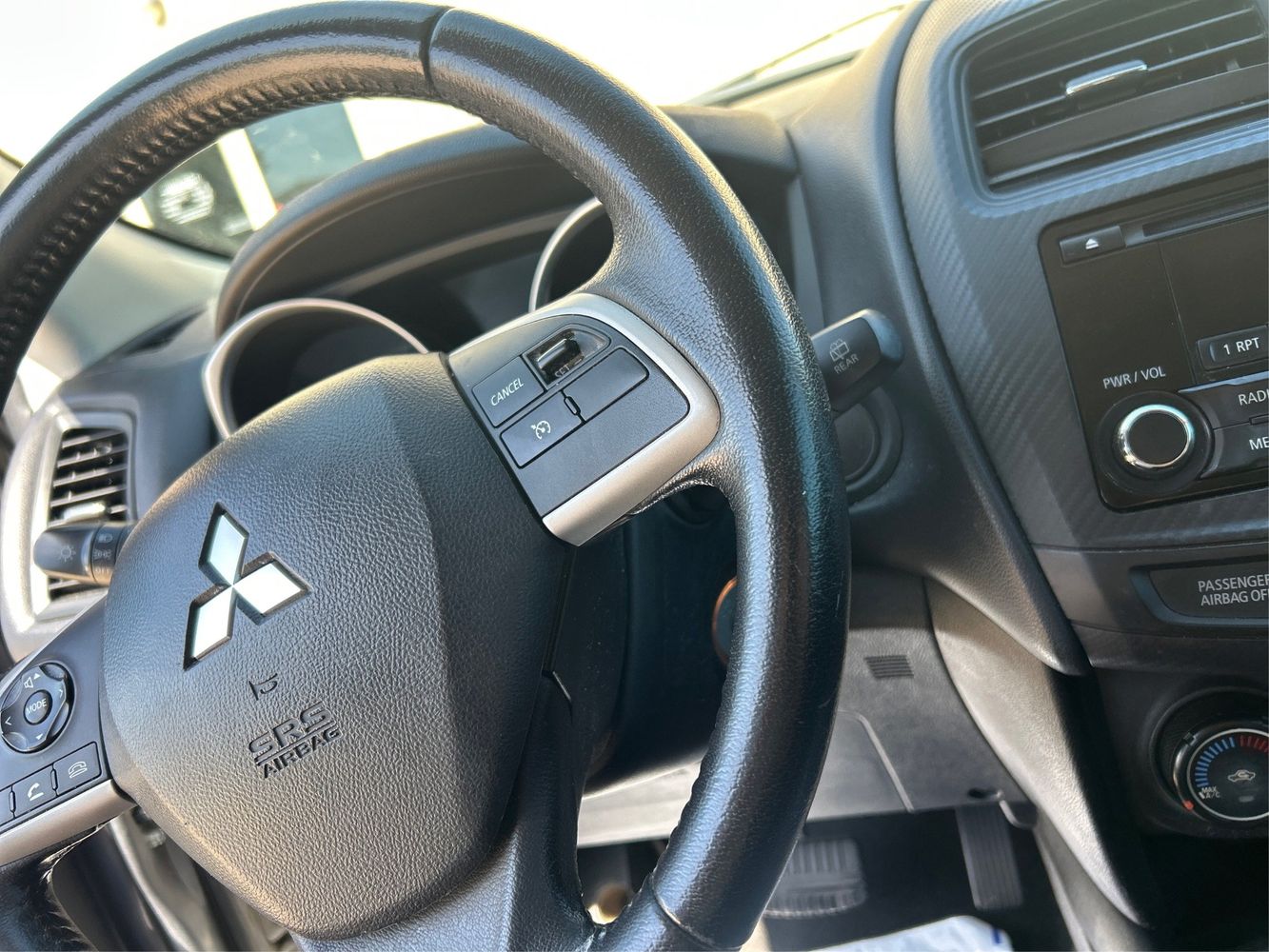 2015 Mitsubishi Outlander Sport ES photo 17
