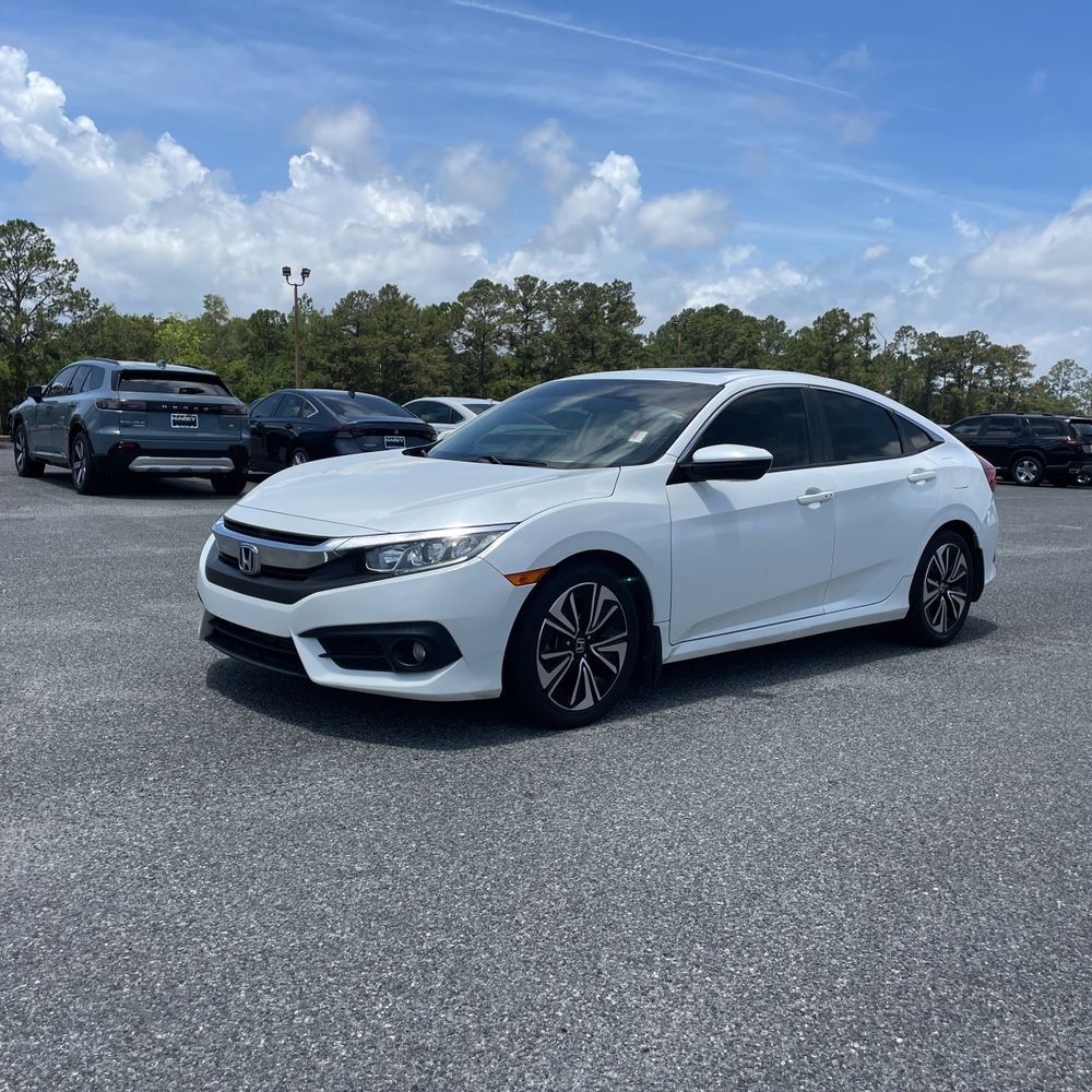 2018 Honda Civic EX-L CVT's photo