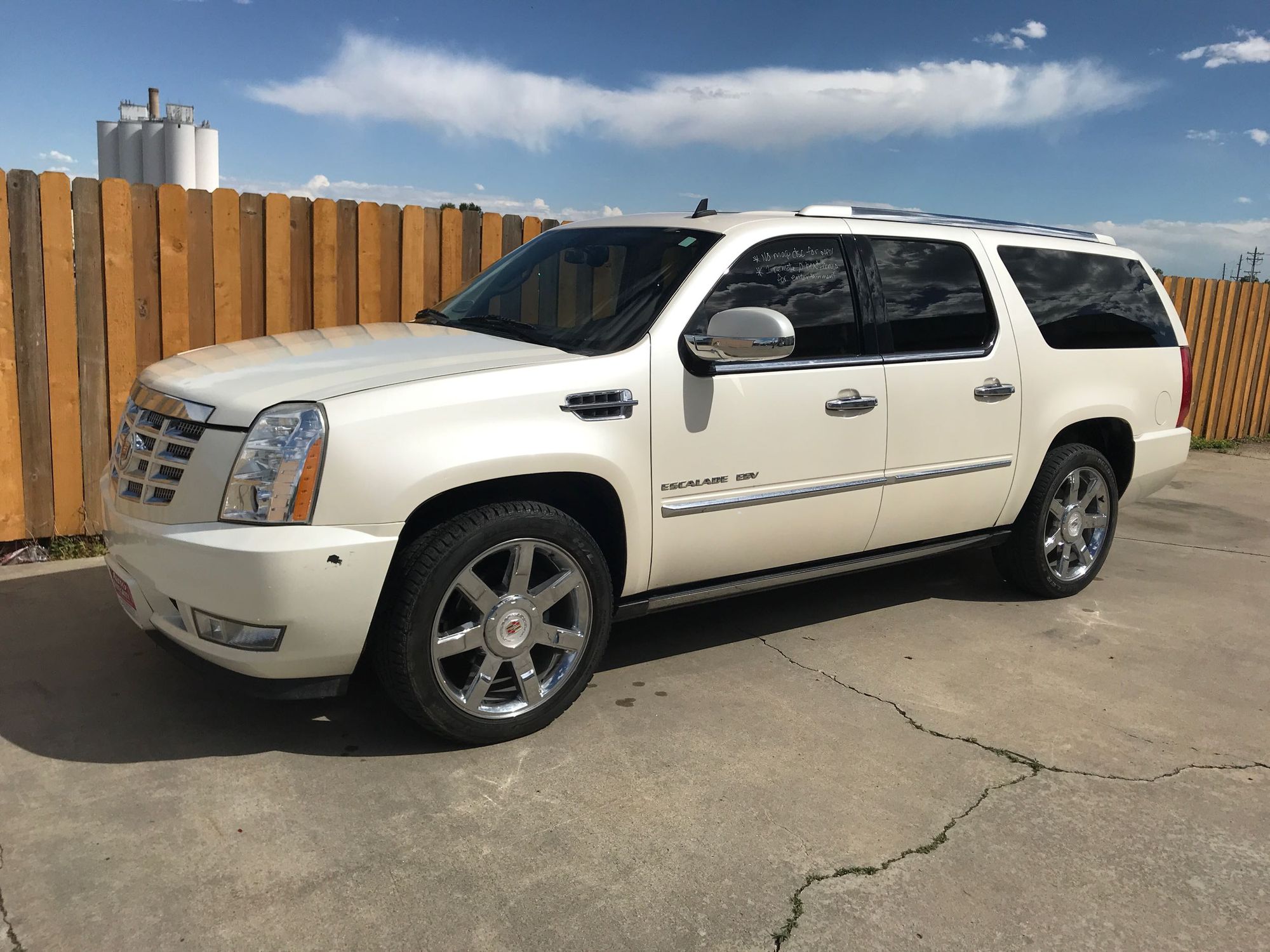 2010 Cadillac Escalade ESV Premium
