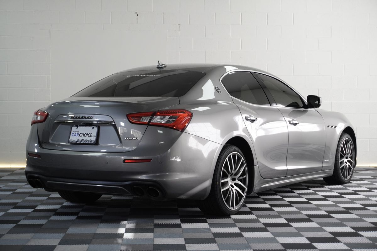 2019 Maserati Ghibli GranLusso