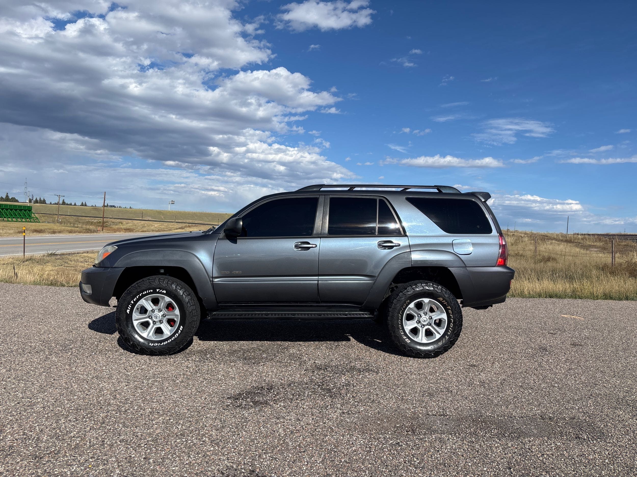 2004 Toyota 4Runner SR5 photo 2