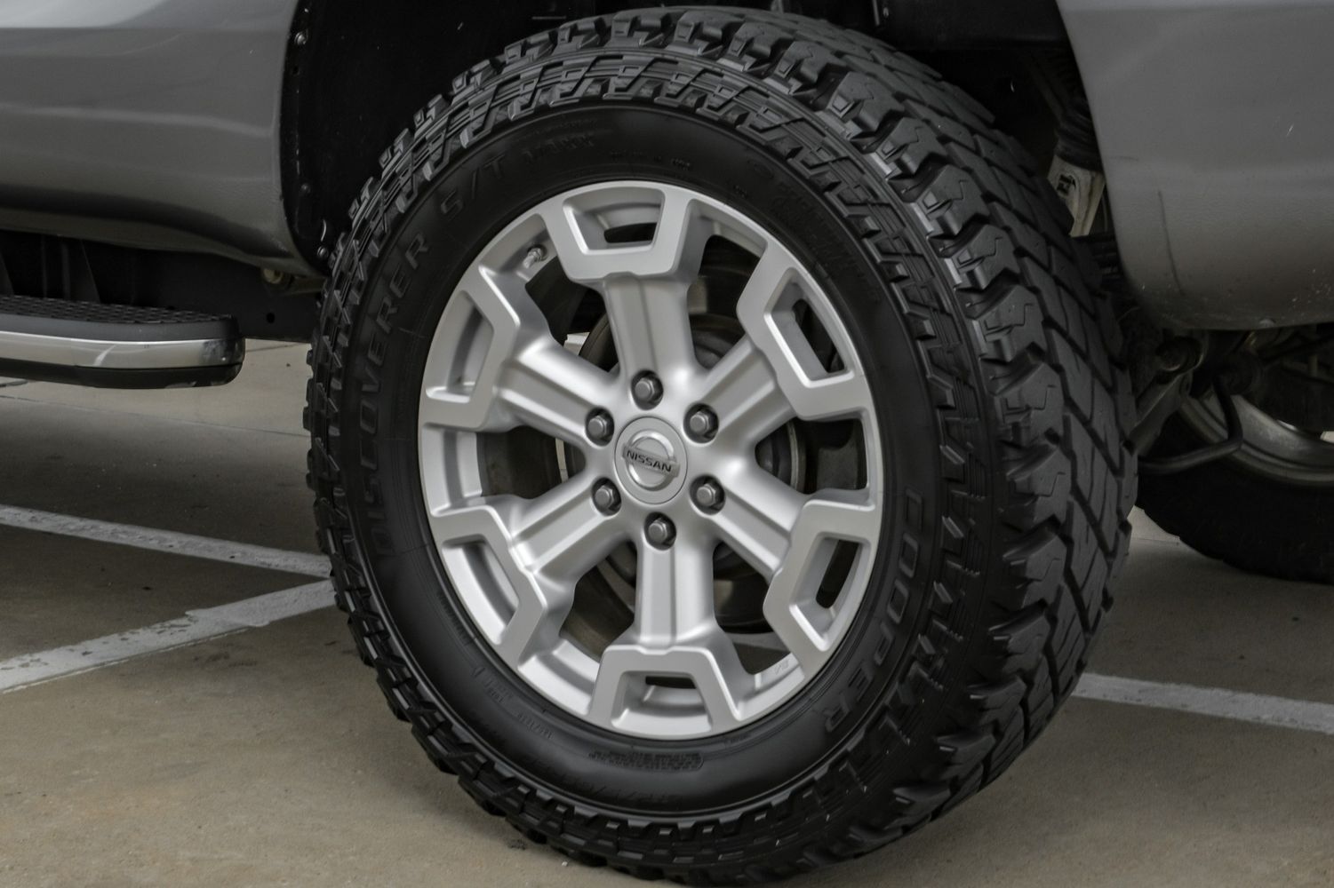 2017 Nissan Titan SL photo 49