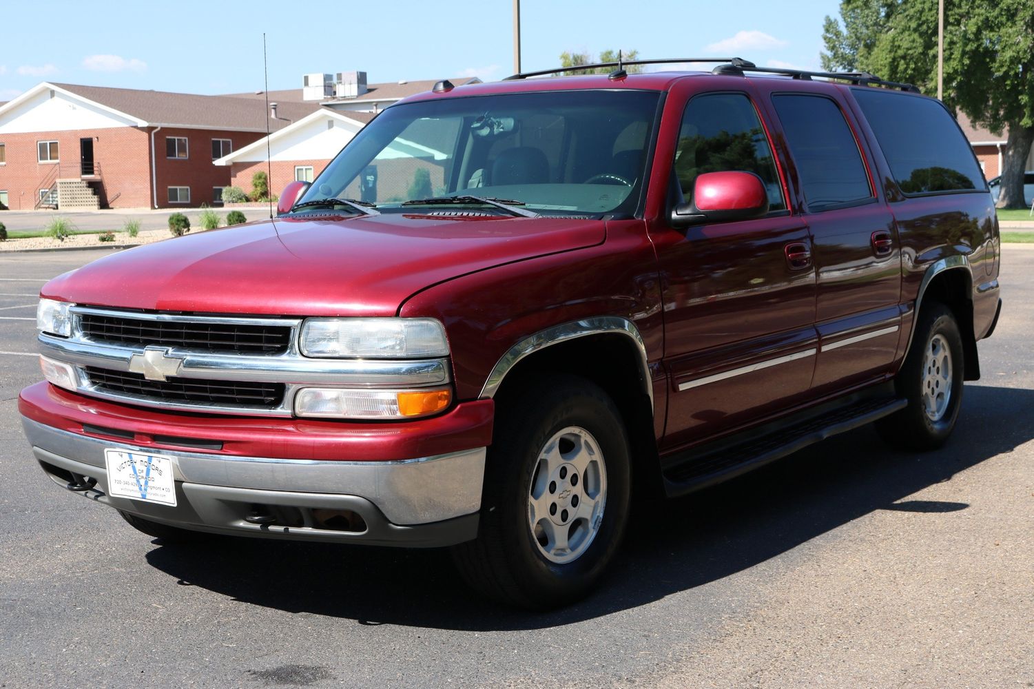 2004 Chevrolet Suburban 1500 LT Victory Motors of Colorado