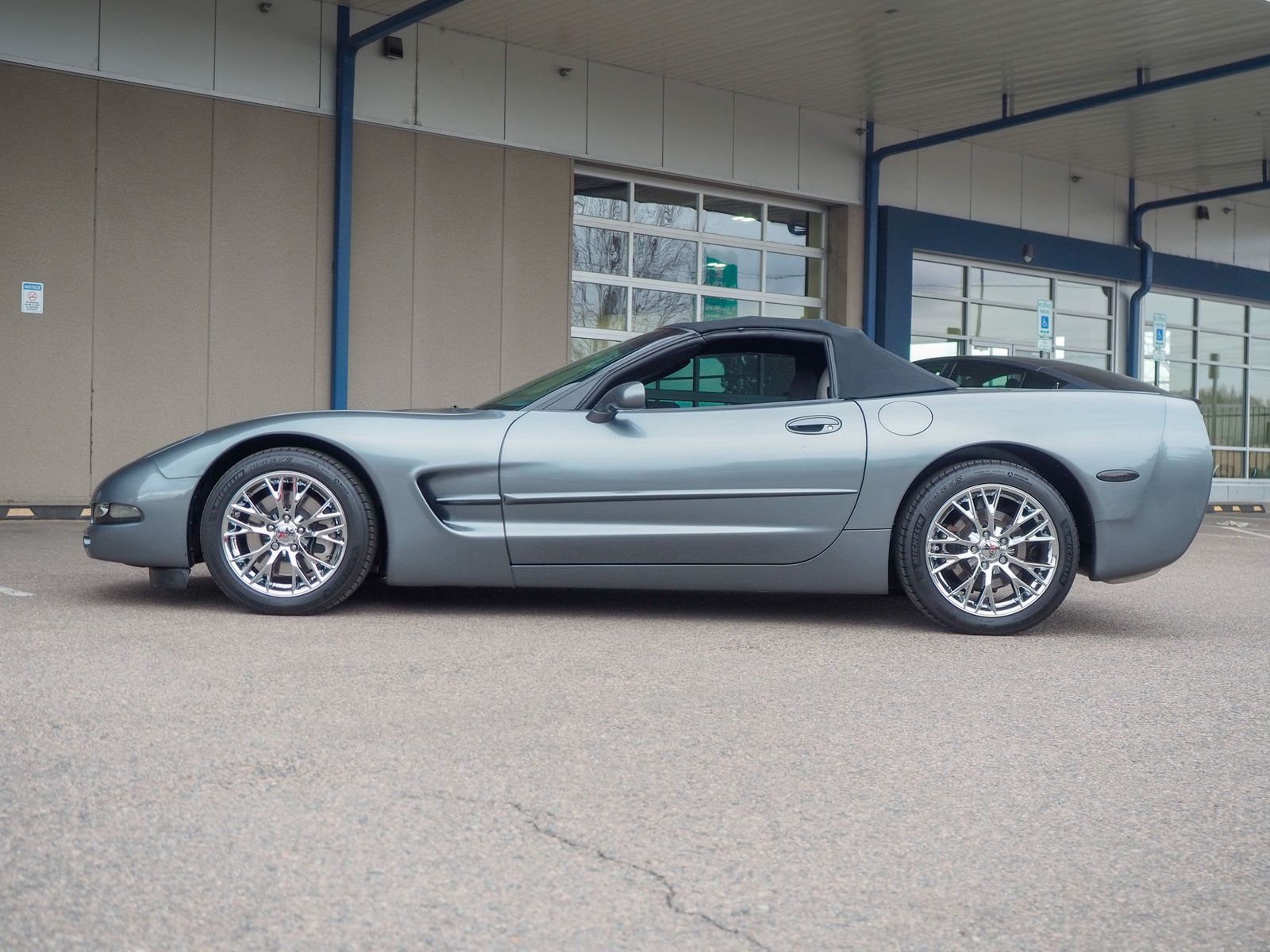 2003 Chevrolet Corvette 10